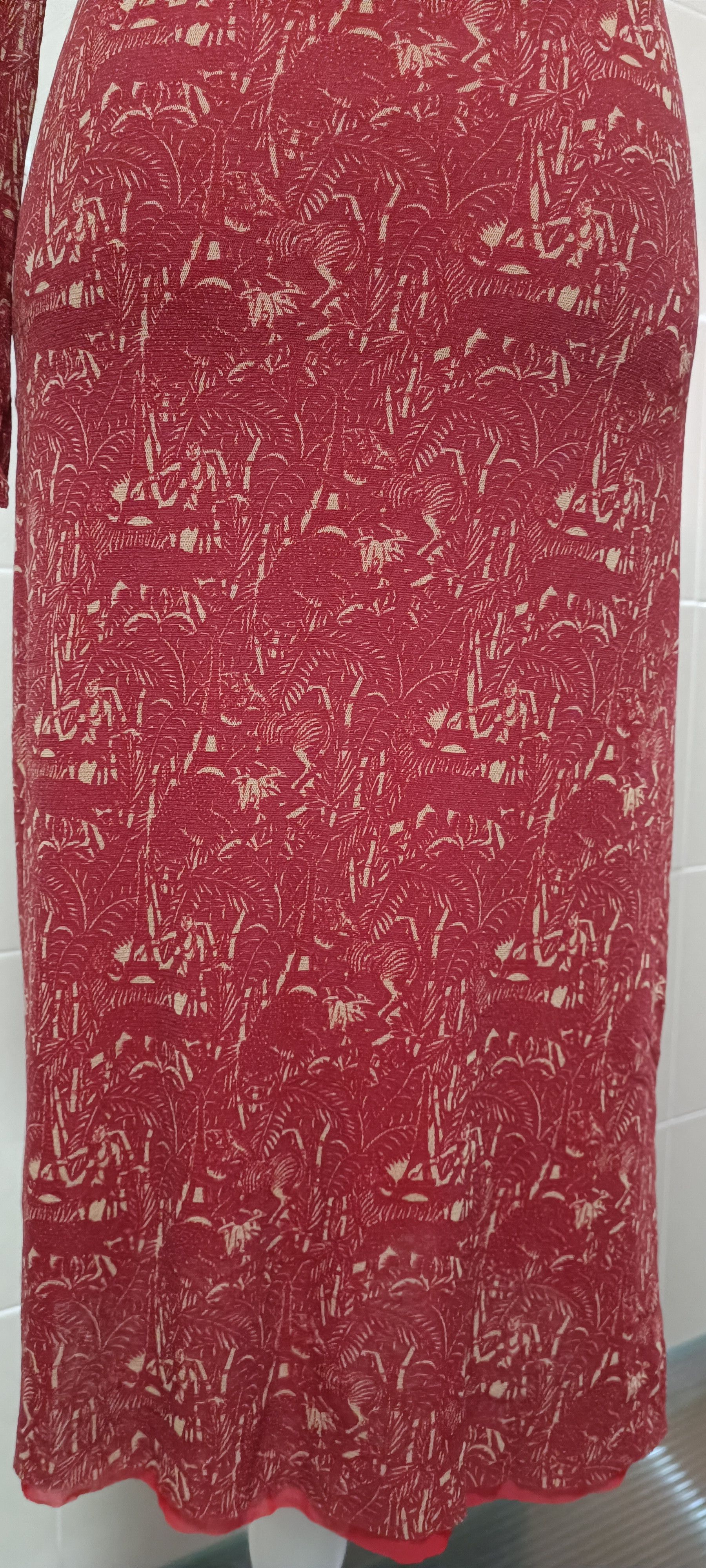 Jean Paul Gaultier Maroon maxi dress with figures in cream tones. Size M / US 6-8 / IT 42-44 - 20 Thumbnail