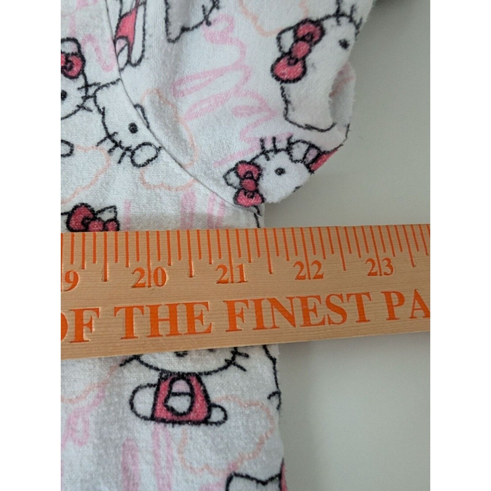 Designer Pottery Barn Sanrio Hello Kitty PJ Set Teen Size Medium Size ONE SIZE - 16 Thumbnail