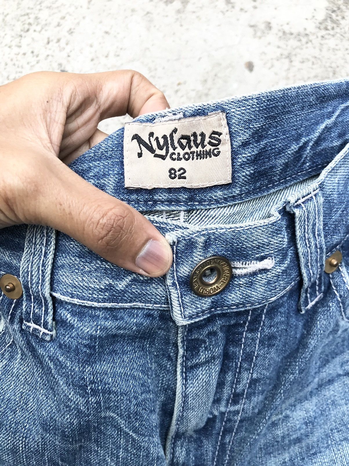 Japanese Brand FLARED PAINTED NYLAUS CLOTHING DENIM Size US 31 - 4 Thumbnail