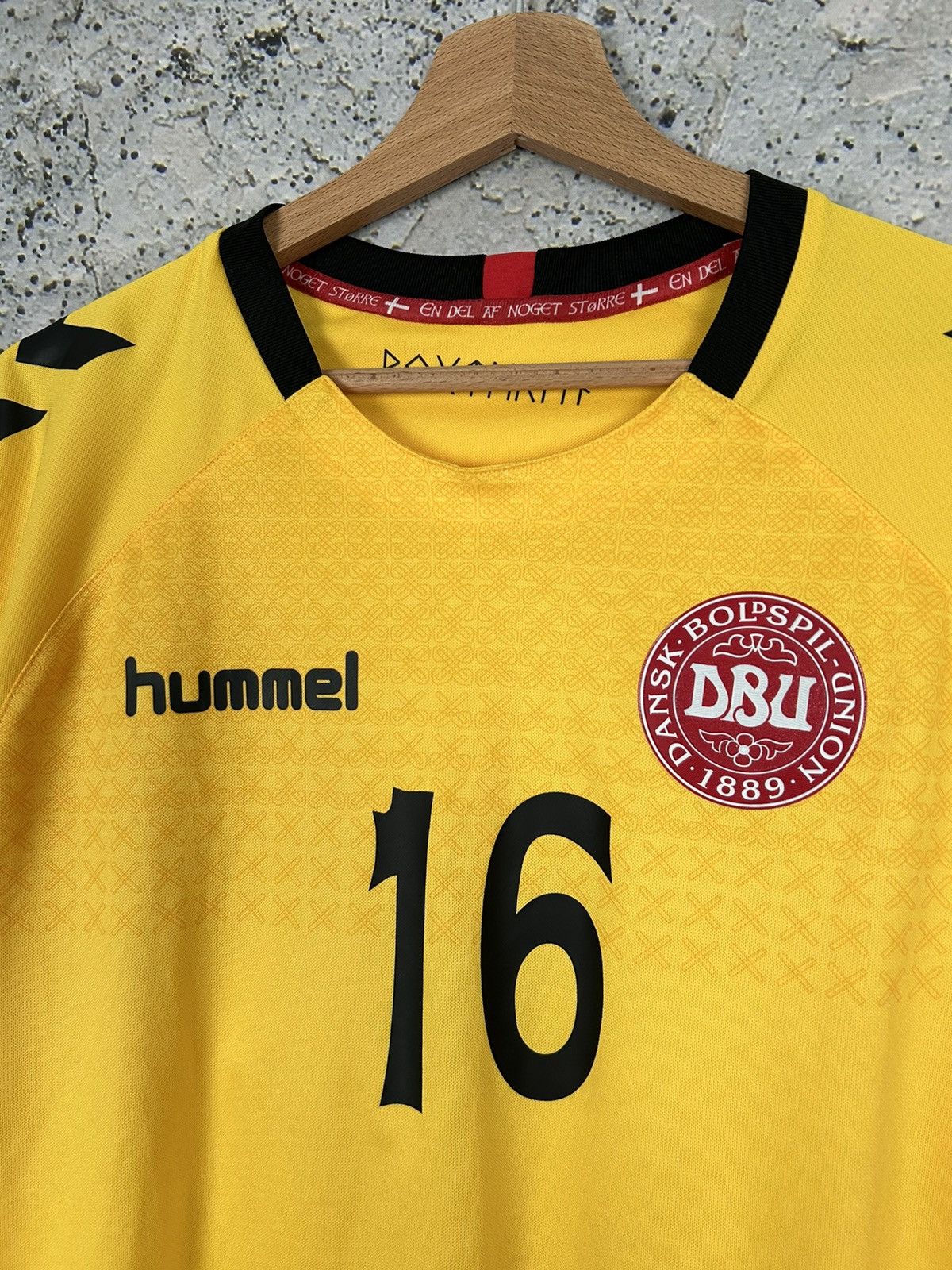 Hummel Vintage Denmark Soccer Jersey Football Rare Retro Hype Size US M / EU 48-50 / 2 - 3 Thumbnail