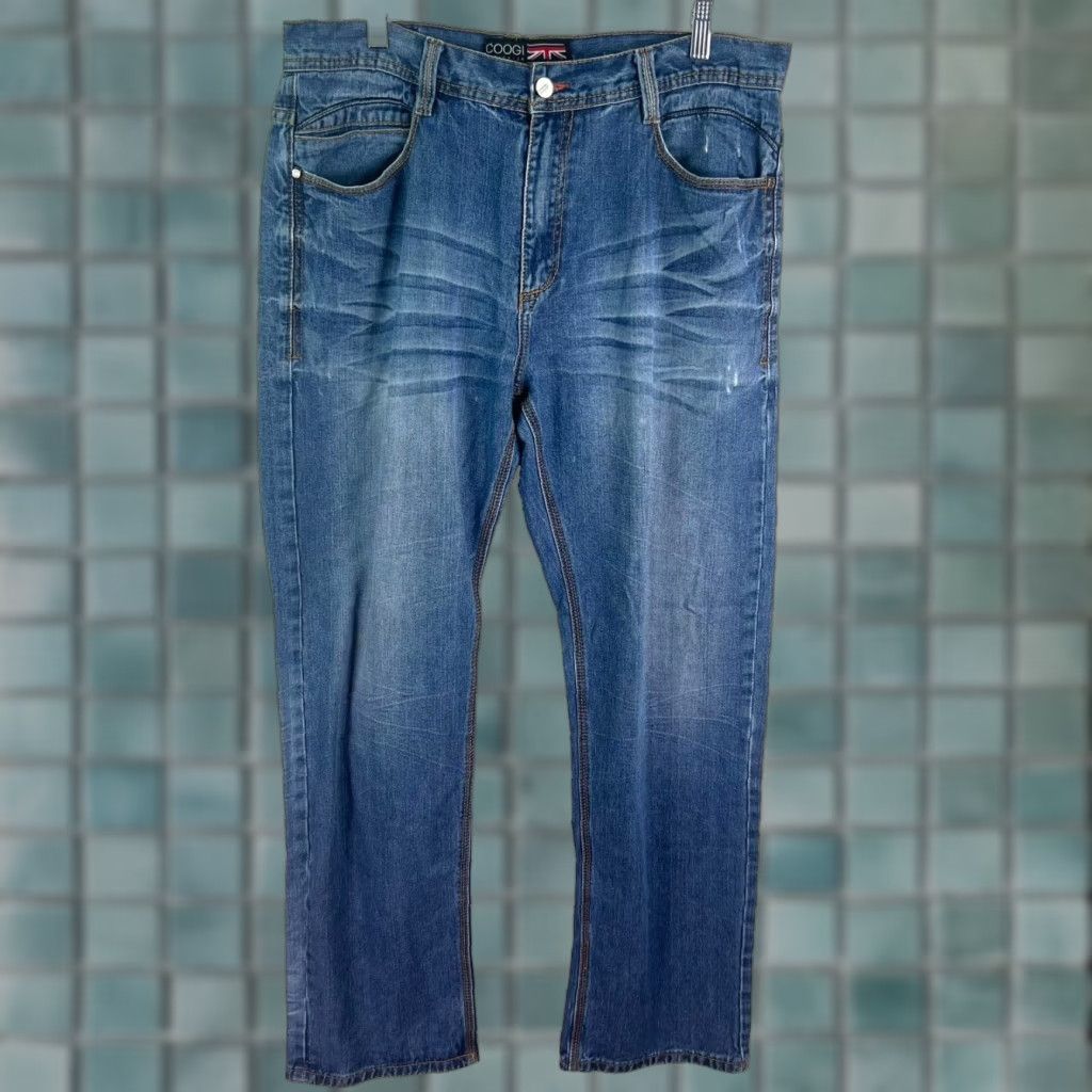 Coogi COOGI Australia Jeans Boots Cut Denim Mens Size 36 Regular Inseam 34 Blue 90s Hip Hop Logo Embroidered 5-Pocket Size US 36 / EU 52 - 1 Thumbnail