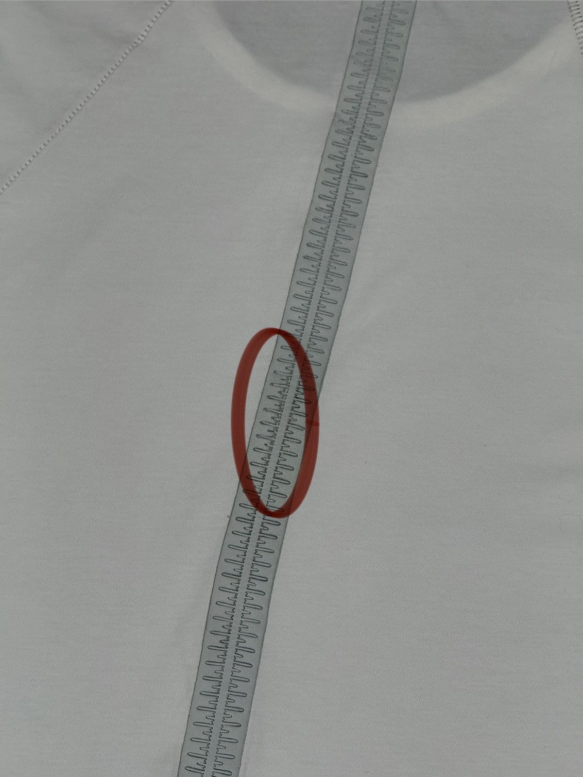 Isaac Sellam Experience 69 by Isaac Sellam Men’s White Loyal Tee Shirt Size L Size US L / EU 52-54 / 3 - 18 Thumbnail