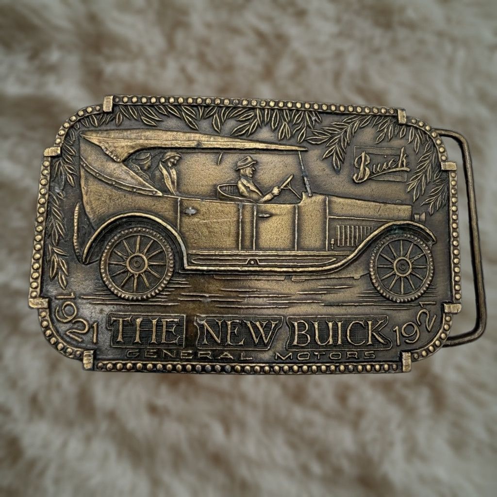 Vintage Vintage General Motors Brass Tone Belt Buckle Men Brown Rectangular Buckle 1.75 in 1921 Buick Automobile Belt Size ONE SIZE - 1 Thumbnail