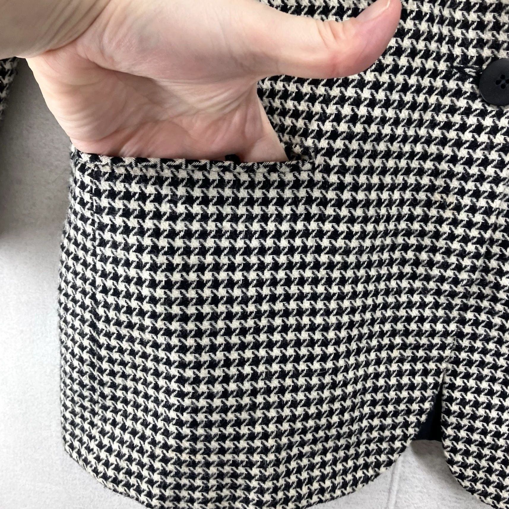 Vintage VINTAGE Norton McNaughton Blazer Wool Houndstooth Women’s Faux Dickey Jacket Size 6 Black Long Sleeve Pockets Dry Clean Only Regular Jacket (65 chars) Size M / US 6-8 / IT 42-44 - 6 Thumbnail