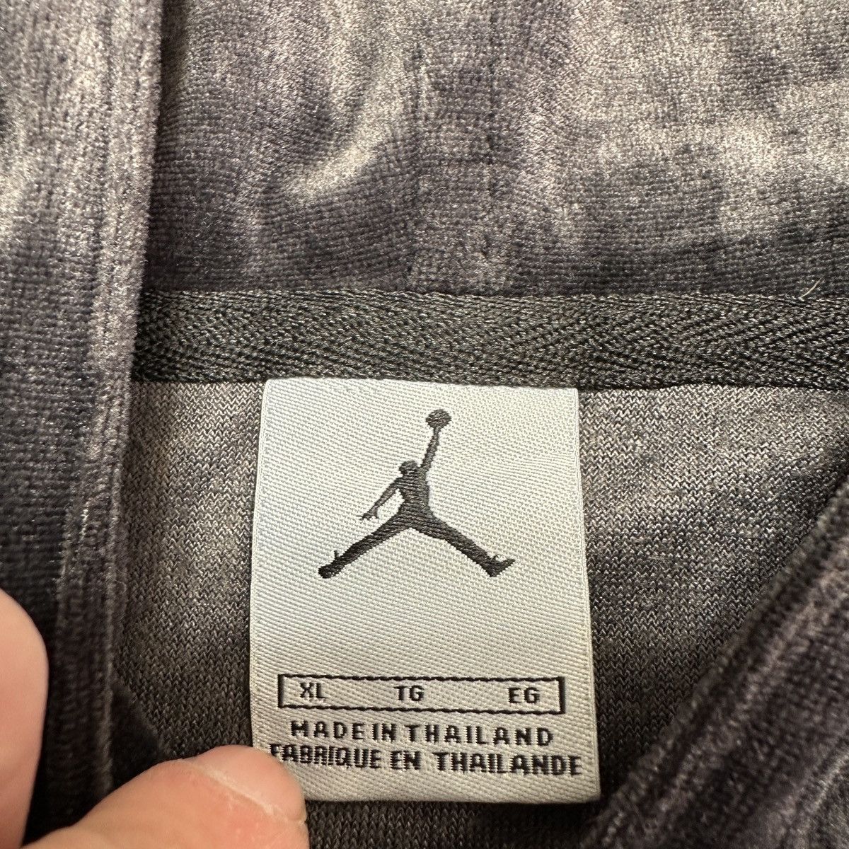 Jordan Brand × Vintage Vintage Jordan velour hoodie Size US XL / EU 56 / 4 - 4 Thumbnail