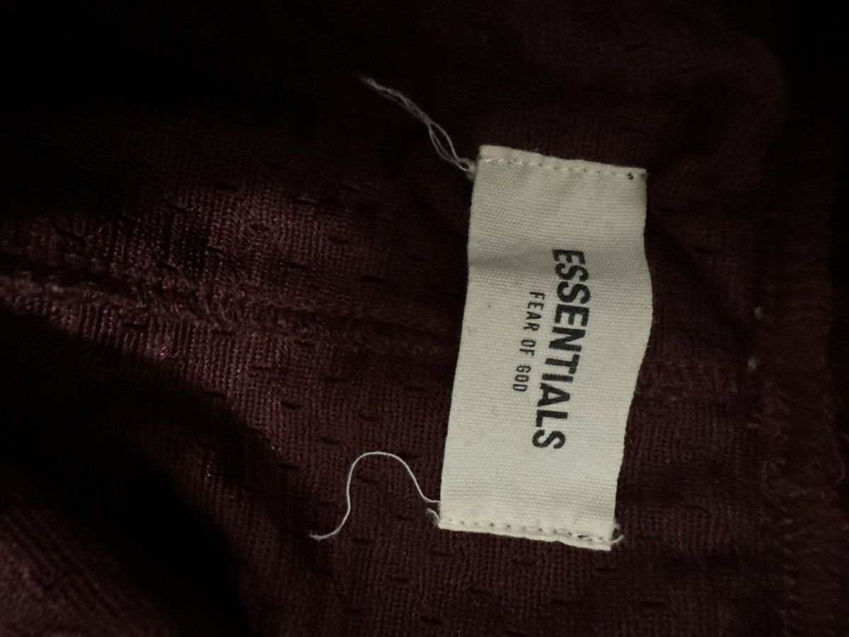 Fear of God Fear of God Essentials Burgundy Mesh Shorts Size US 32 / EU 48 - 4 Thumbnail