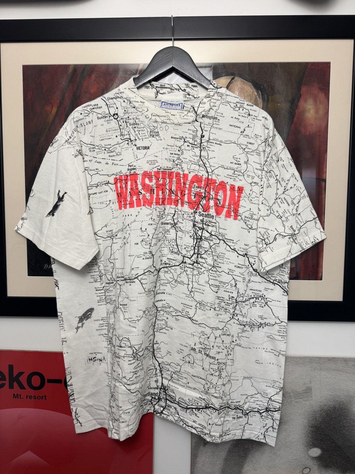 Vintage Vintage 1990s Washington USA AOP Tee Allsport Single Stitch Size US XL / EU 56 / 4 - 1 Thumbnail