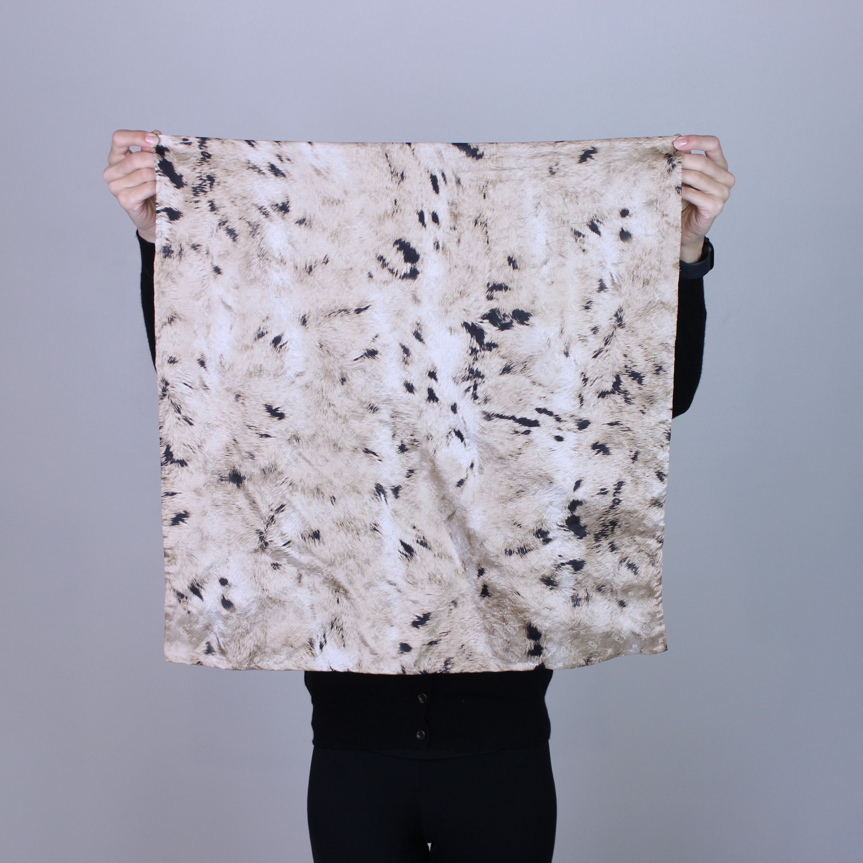 MCM Mcm vintage leopard monogram rare scarf silk Size ONE SIZE - 1 Thumbnail