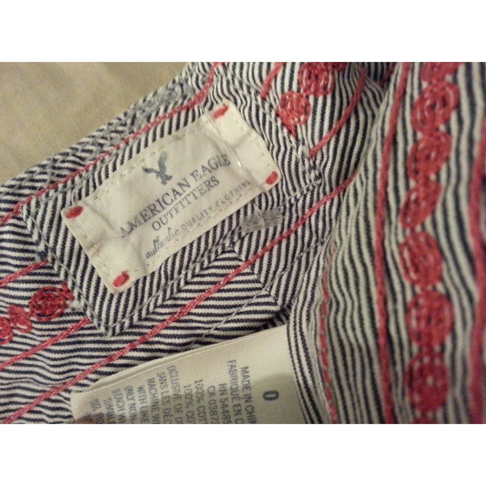 American Eagle Outfitters VINTAGE American Eagle Outfitters Khaki Shorts 0 Blue Stripes Cotton Khaki Chino Women Womens Striped Blue 0 Cotton Shorts Size 25" / US 0 / IT 36 - 4 Thumbnail