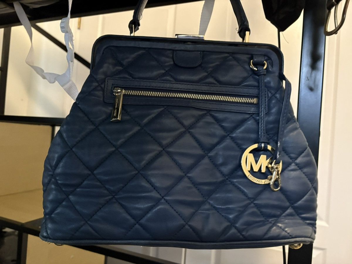 Michael Kors Michael Kors Blue Griffith Size ONE SIZE - 1 Thumbnail