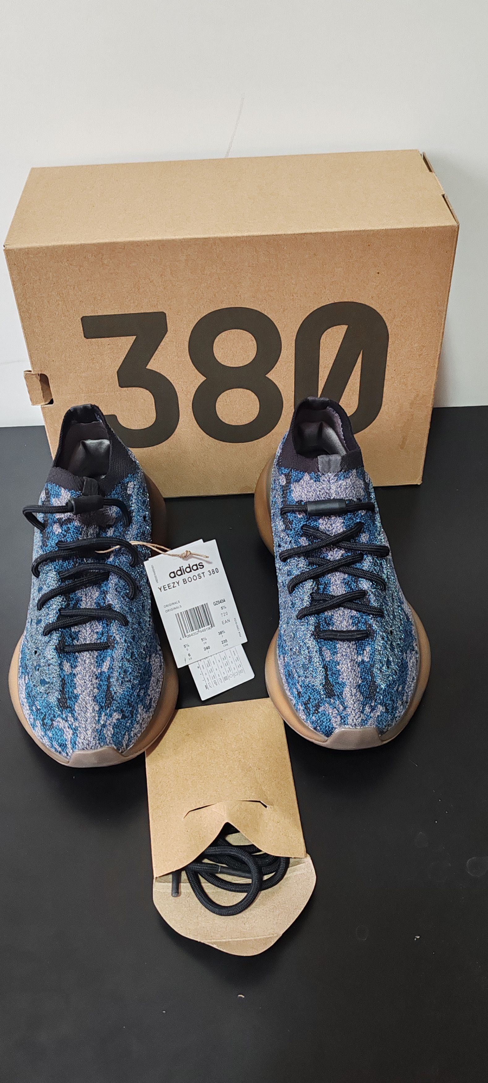 Adidas Adidas YEEZY Boost 380 Tg:38 Size US 5.5 / EU 38 - 1 Thumbnail