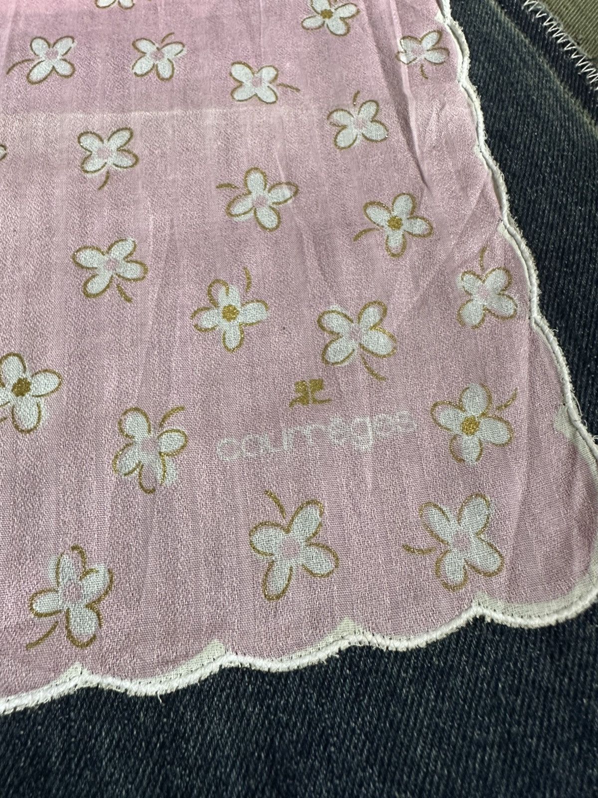 Vintage Vintage Courreges Handkerchief/ Neckerchief/ Bandana Size ONE SIZE - 19 Thumbnail