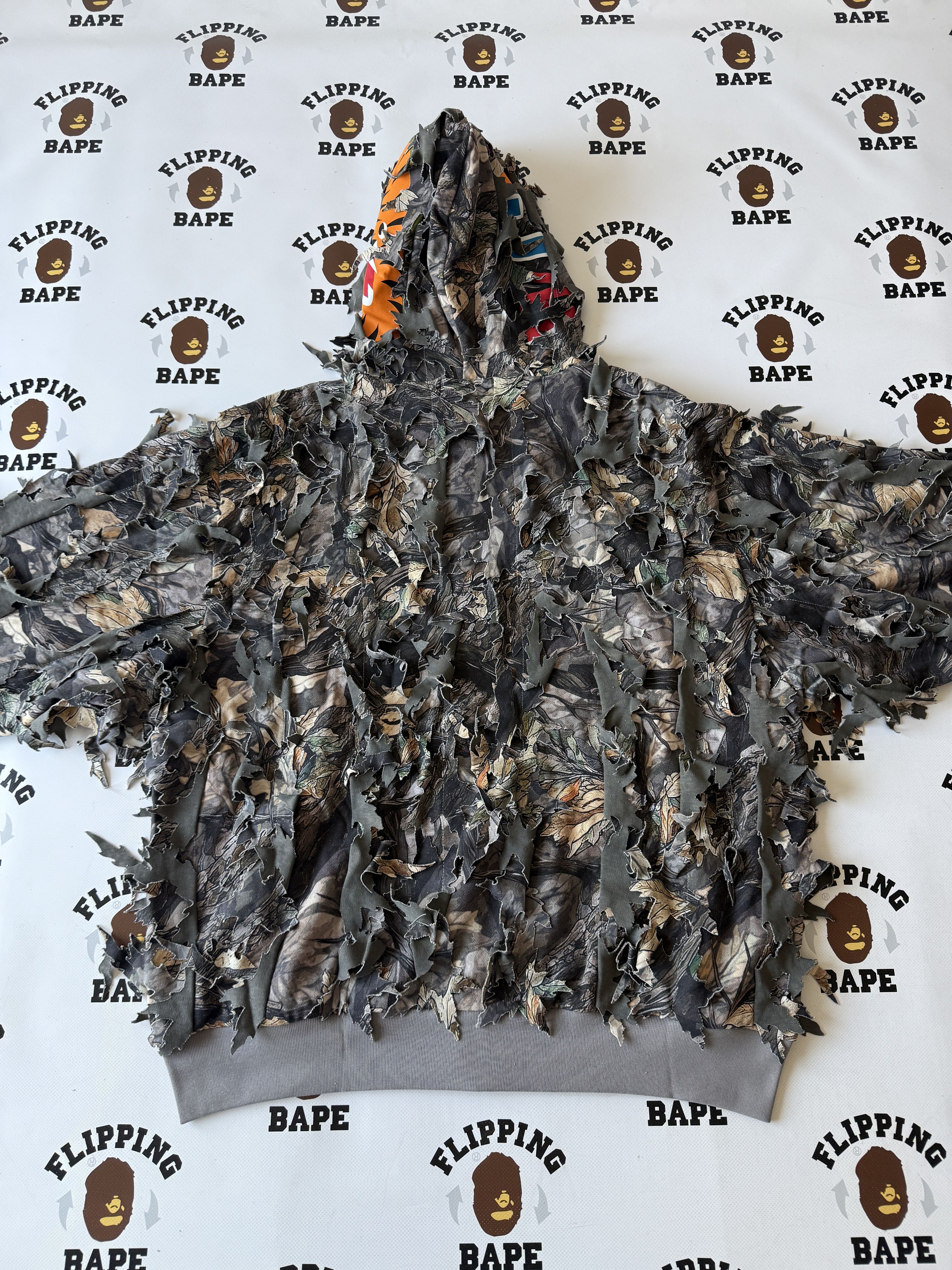 Bape BAPE TREE EDGE LASER CUT CROPPED SHARK FULL ZIP HOODIE Size US XL / EU 56 / 4 - 7 Thumbnail
