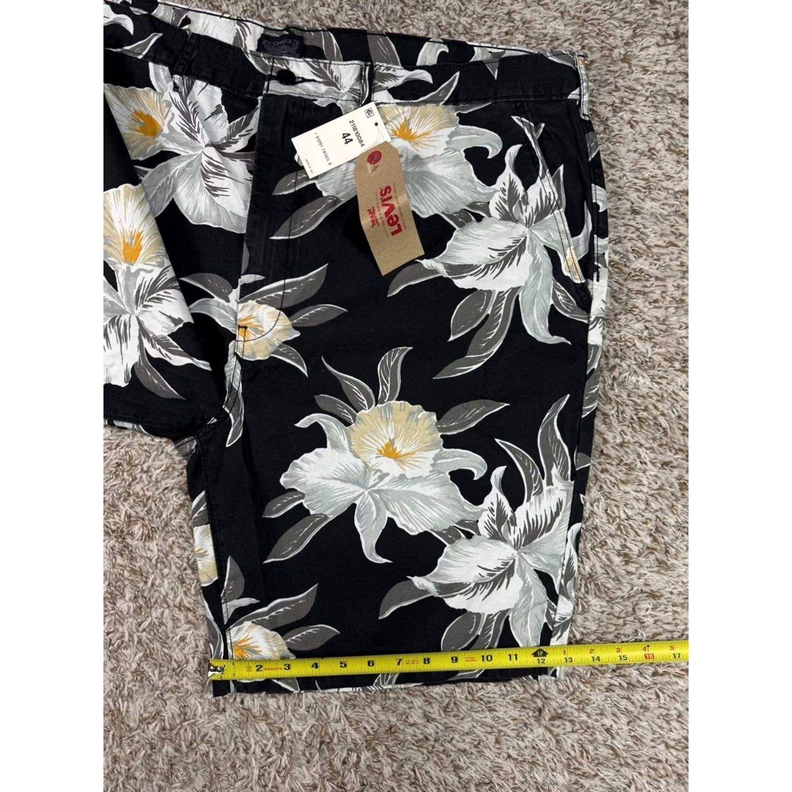 Levi's Levi's Men's Short Floral Hawaiian Chino Regular 44 Multicolor NWT Size US 44 / EU 60 - 5 Thumbnail
