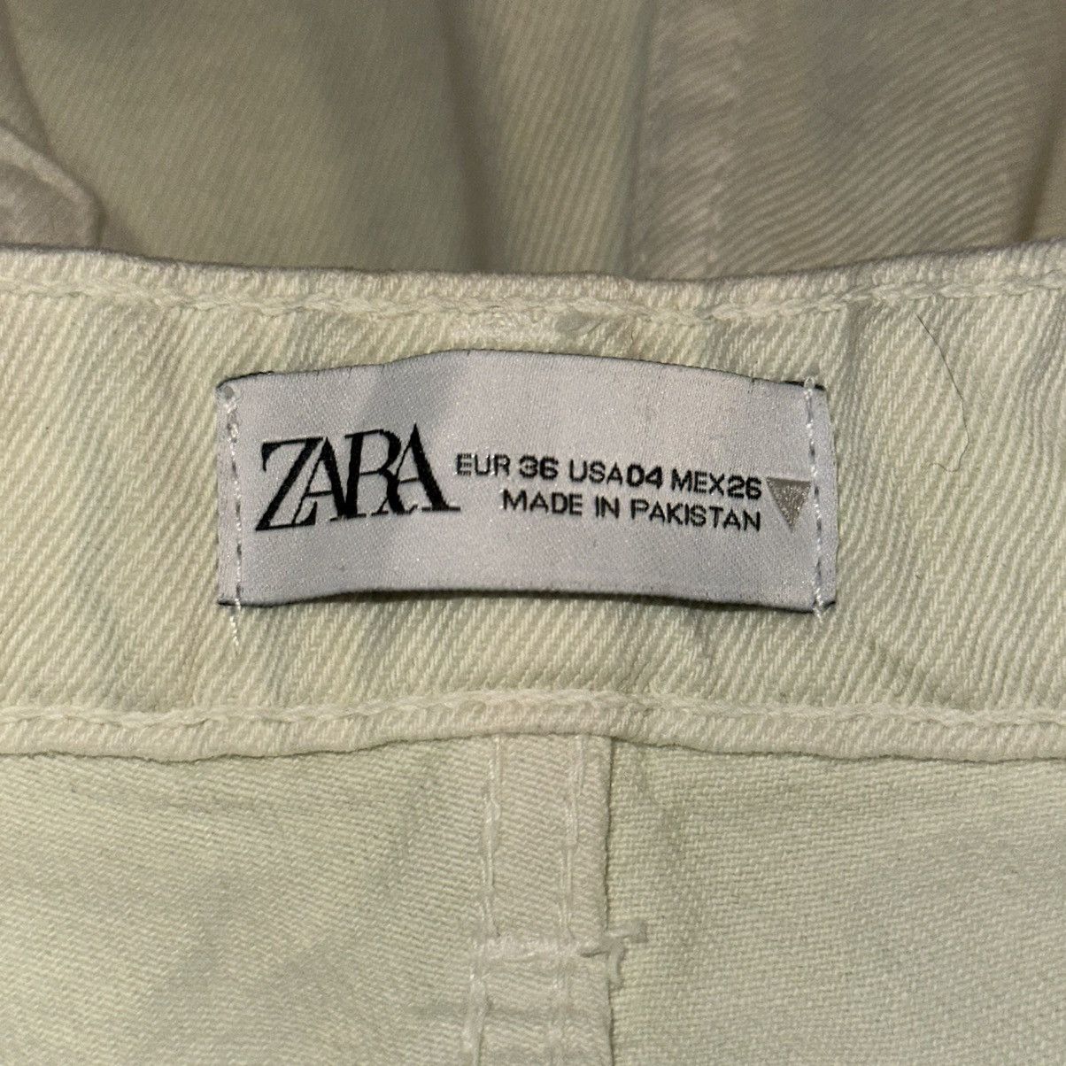 Zara Zara off white high rise button fly jeans Size 27" / US 4 / IT 40 - 6 Thumbnail