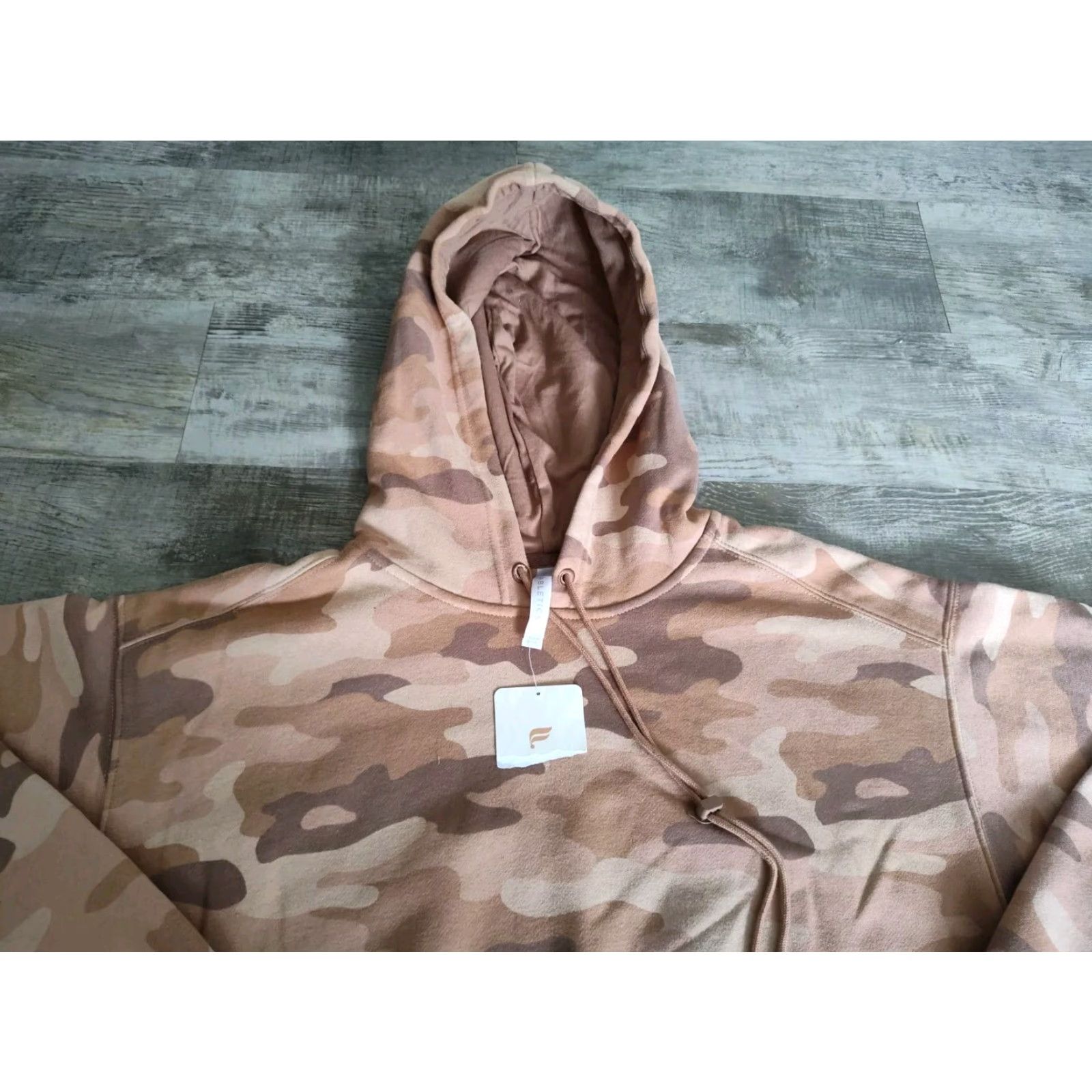 Fabletics Fabletics Forever Fleece Hoodie Teddy Large Camo Latte Sz M Brown Camouflage Fleece Hoodie Pullover Activewear Women Size M Regular Size M / US 6-8 / IT 42-44 - 6 Thumbnail