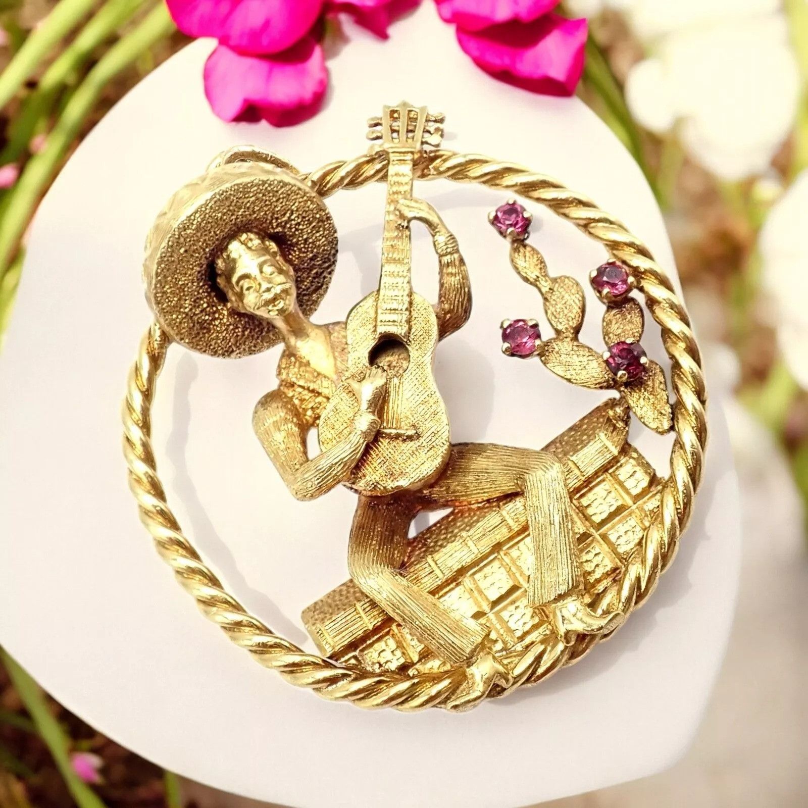 Vintage Rudi Cherny Yellow Gold Guitar Player Cactus Ruby Pendant Size ONE SIZE - 2 Thumbnail