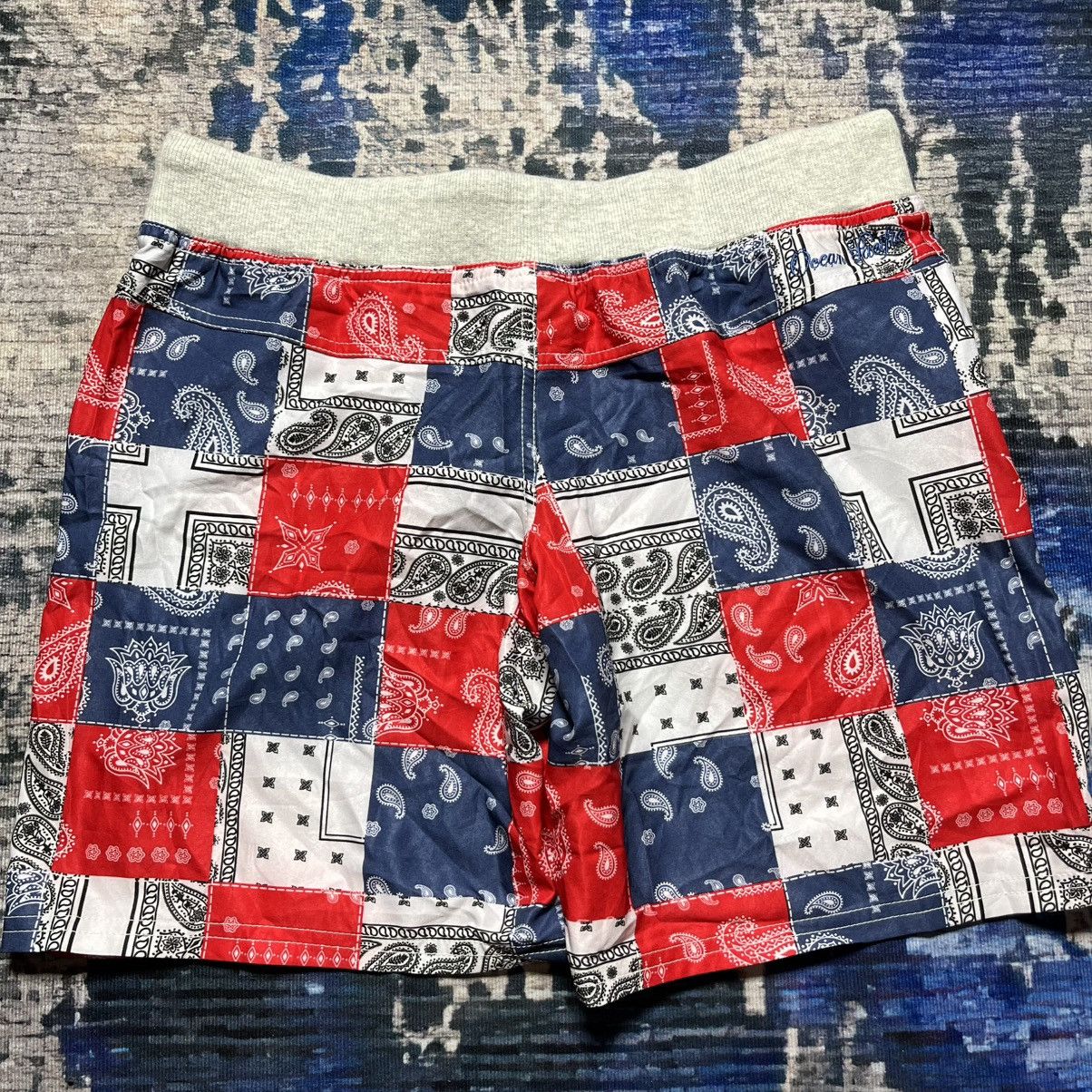 Ocean Pacific 🔥Ocean Pacific Bandana Style Shorts Pants Size US 30 / EU 46 - 2 Thumbnail