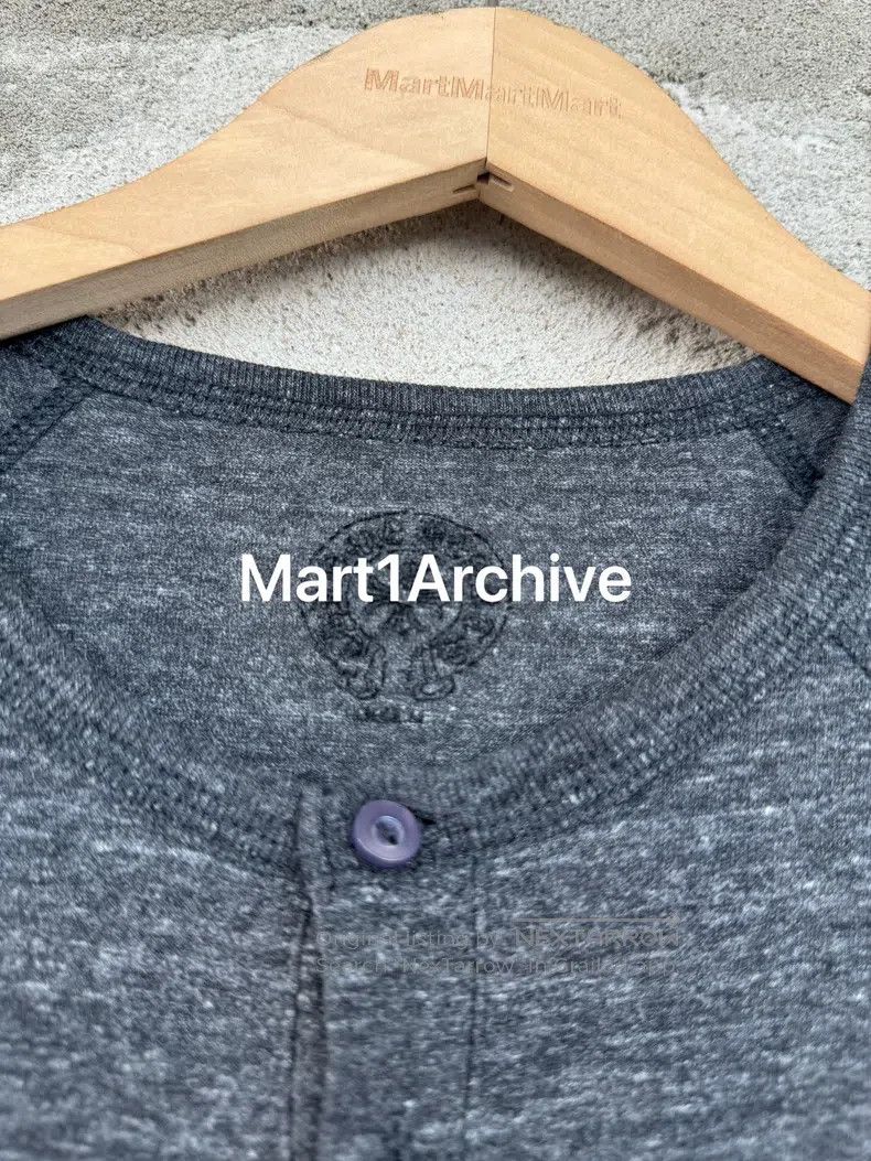 Chrome Hearts CHROME HEARTS Dark gray Sanskrit T-bar side star cropped s Size US M / EU 48-50 / 2 - 5 Thumbnail