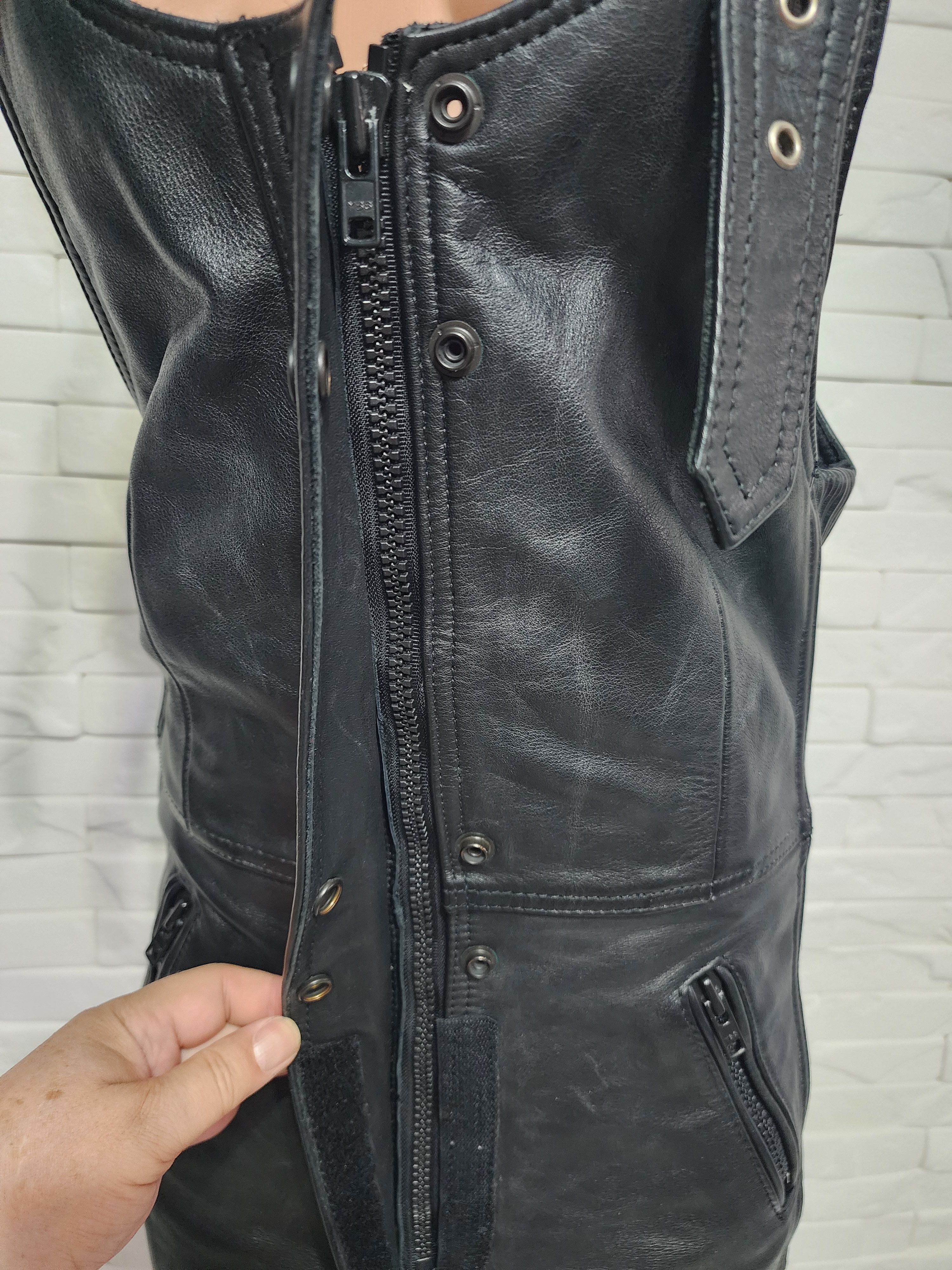 Other Unisex black leather jumpsuit. Size 36" / US 14 / IT 50 - 4 Thumbnail