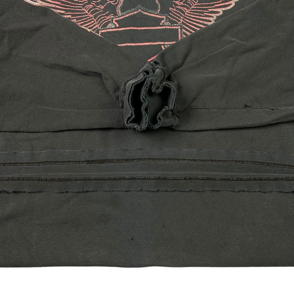 Harley Davidson Vintage Thrashed Harley Davidson Long Sleeve Flame Tee Size US XL / EU 56 / 4 - 4 Thumbnail