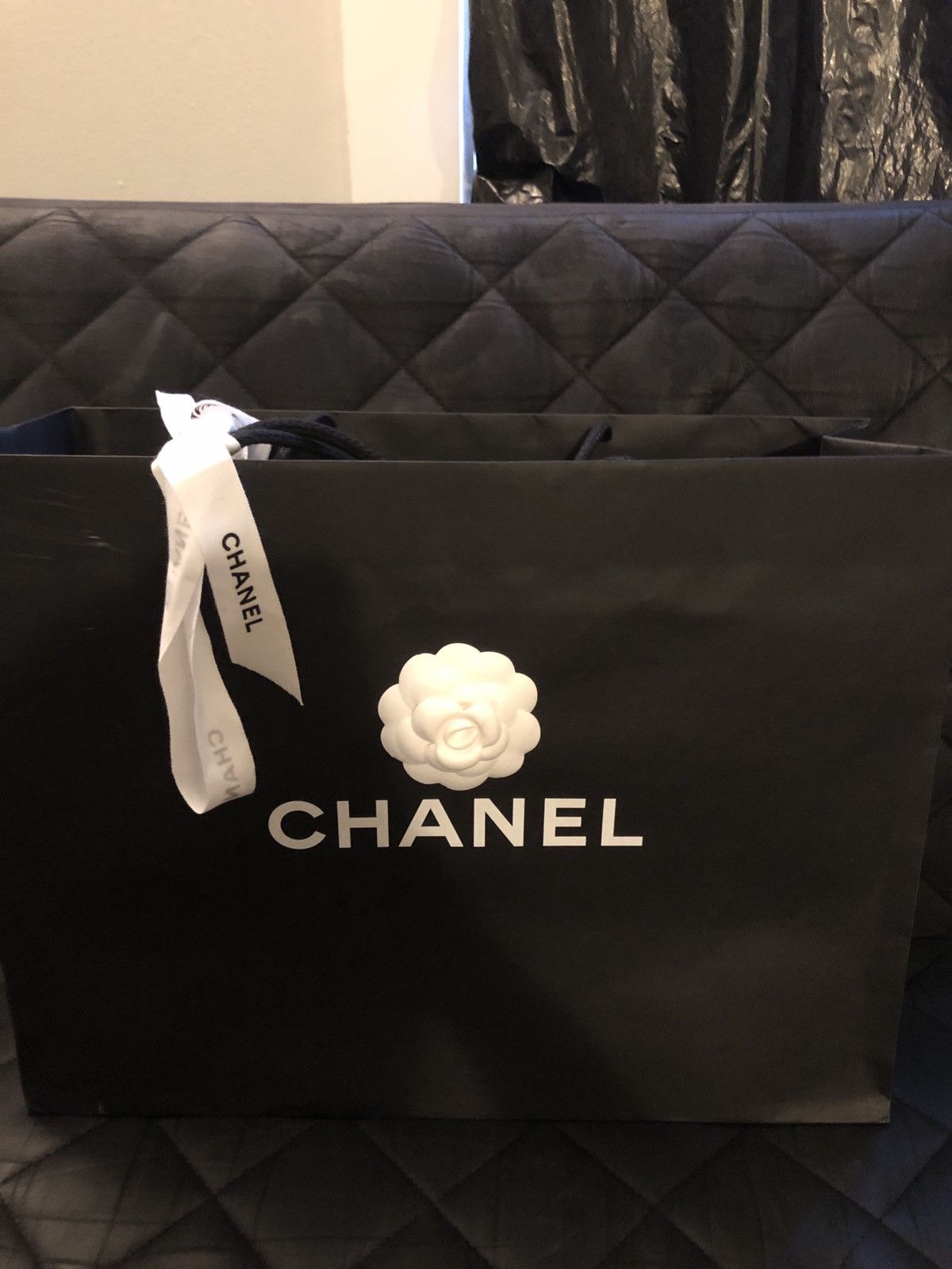 Chanel Chanel Flap Bag Crossbody with Faux Pearl Chain Detail Size ONE SIZE - 24 Thumbnail