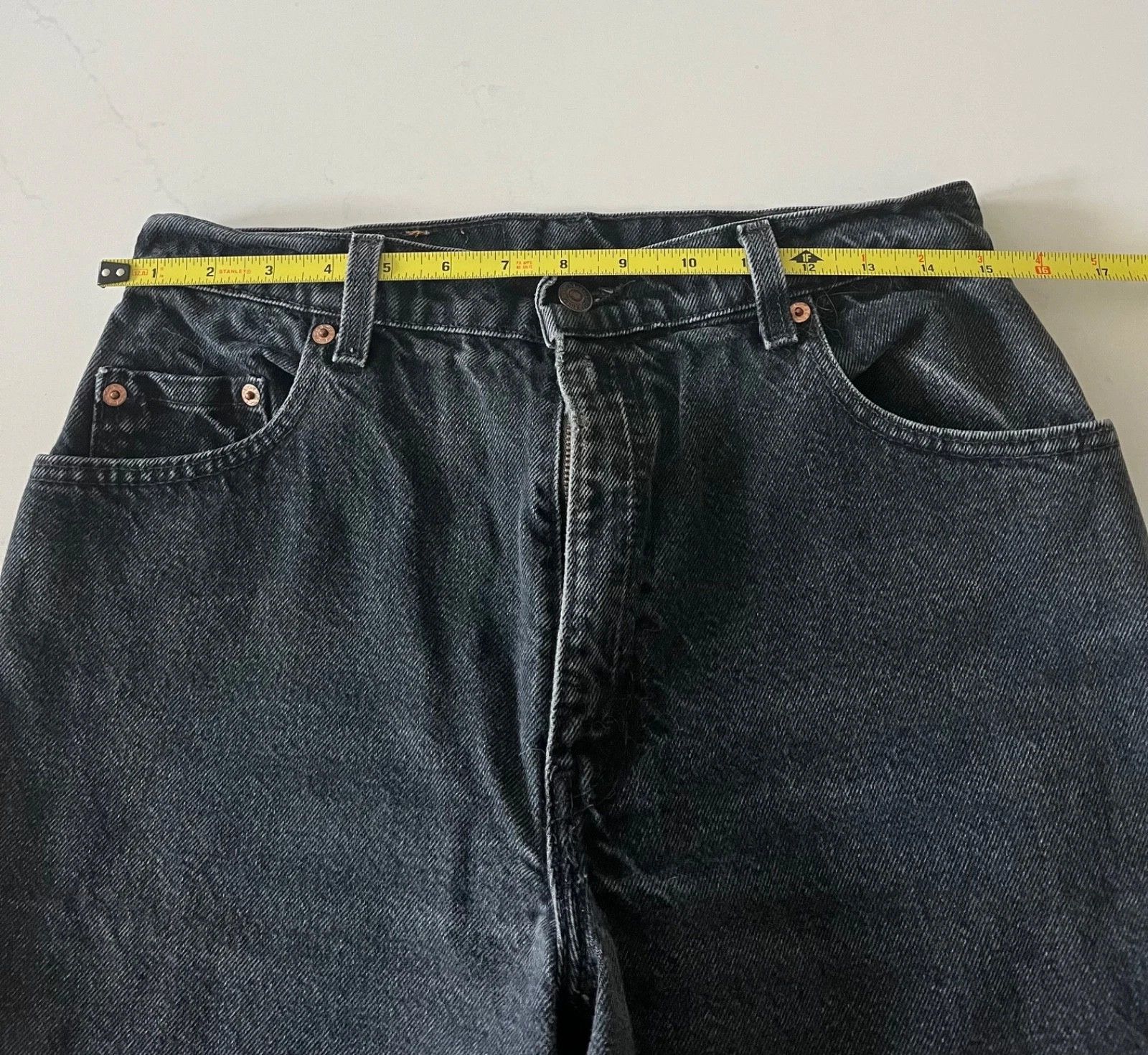 Levi's Vintage Clothing Vintage Levi's Jeans 12 S Black Tapered 551 Made in USA 90s Size 34" / US 12 / IT 48 - 6 Thumbnail