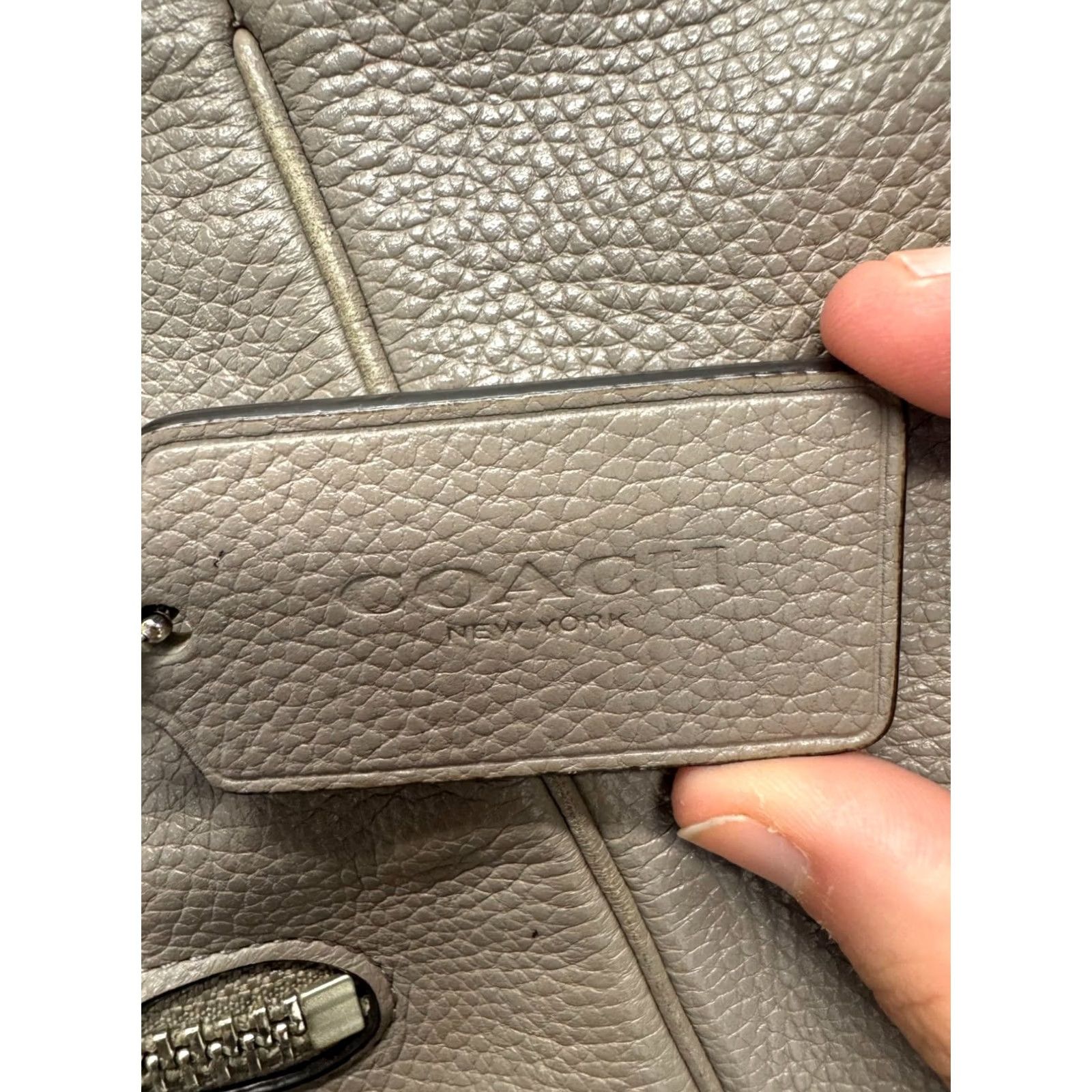 Coach VINTAGE Coach Crossbody Purse Womens Leather Greyish Beige with Dust Bag 5220 Size ONE SIZE - 3 Thumbnail