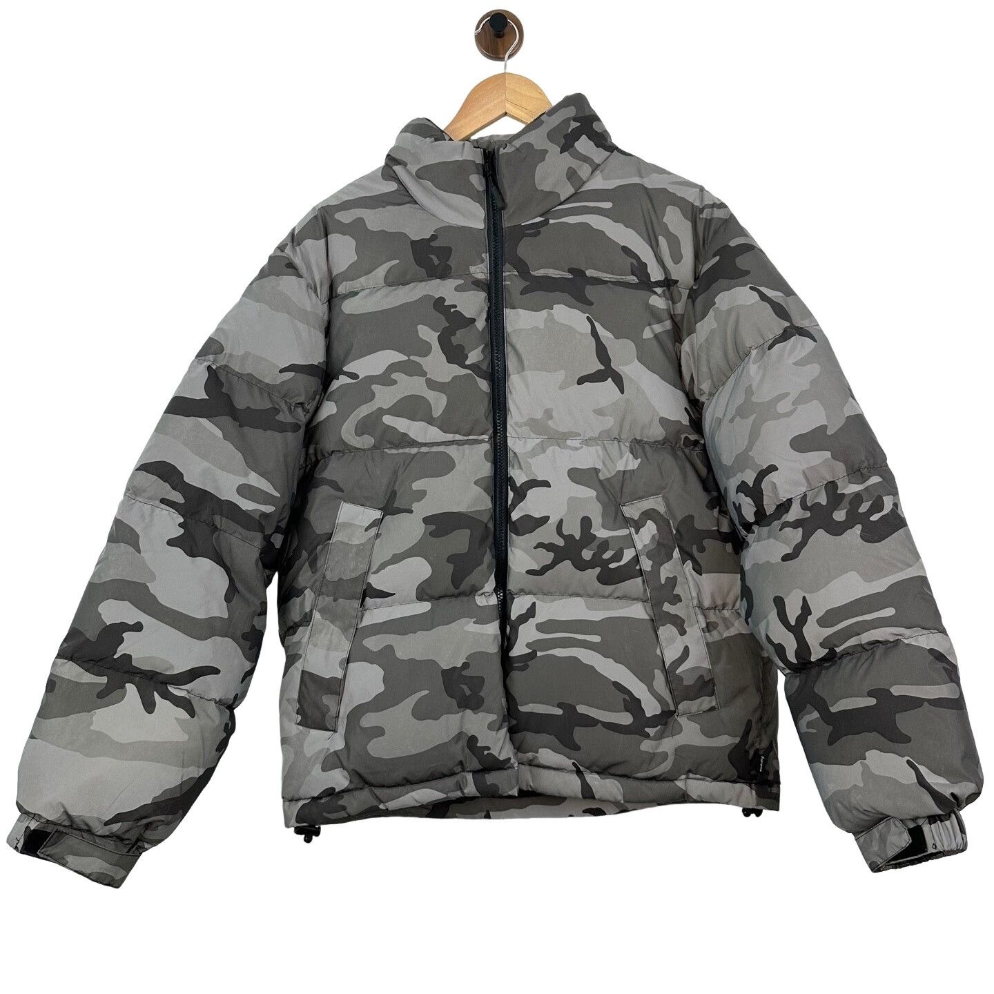Supreme Supreme Reflective Camo Down Jacket US S Size US S / EU 44-46 / 1 - 1 Thumbnail