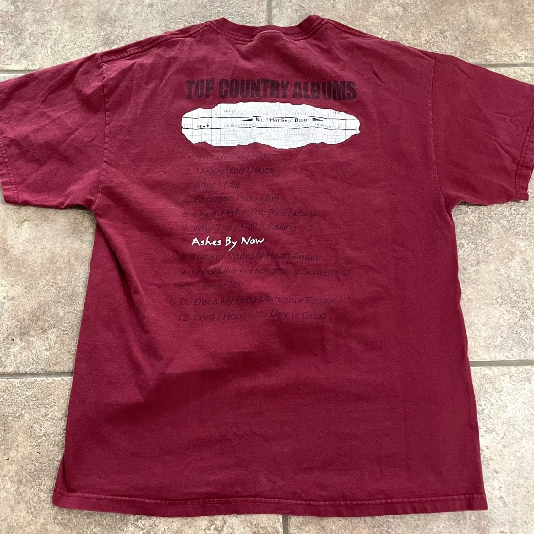 Lee Lee Shirt Mens L Red VTG Hanes Beefy Ann Womack TOUR graphic Tee Size Size US L / EU 52-54 / 3 - 5 Thumbnail