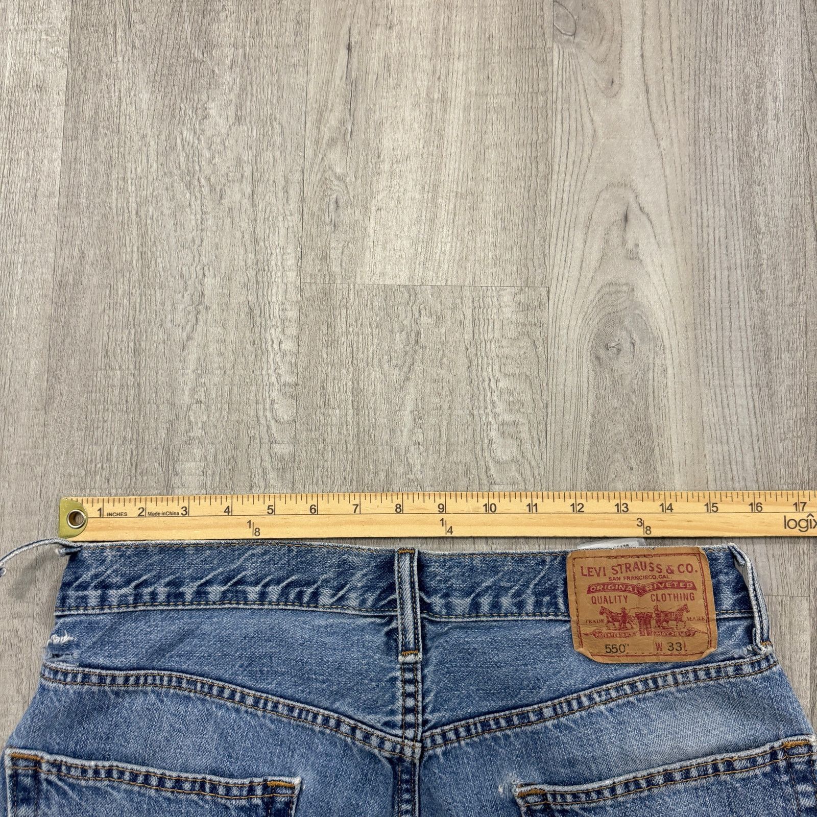 Levi's Vintage Levis 550 Jean Shorts Mens 33 Blue 10" Inseam y2k Size US 33 - 10 Thumbnail