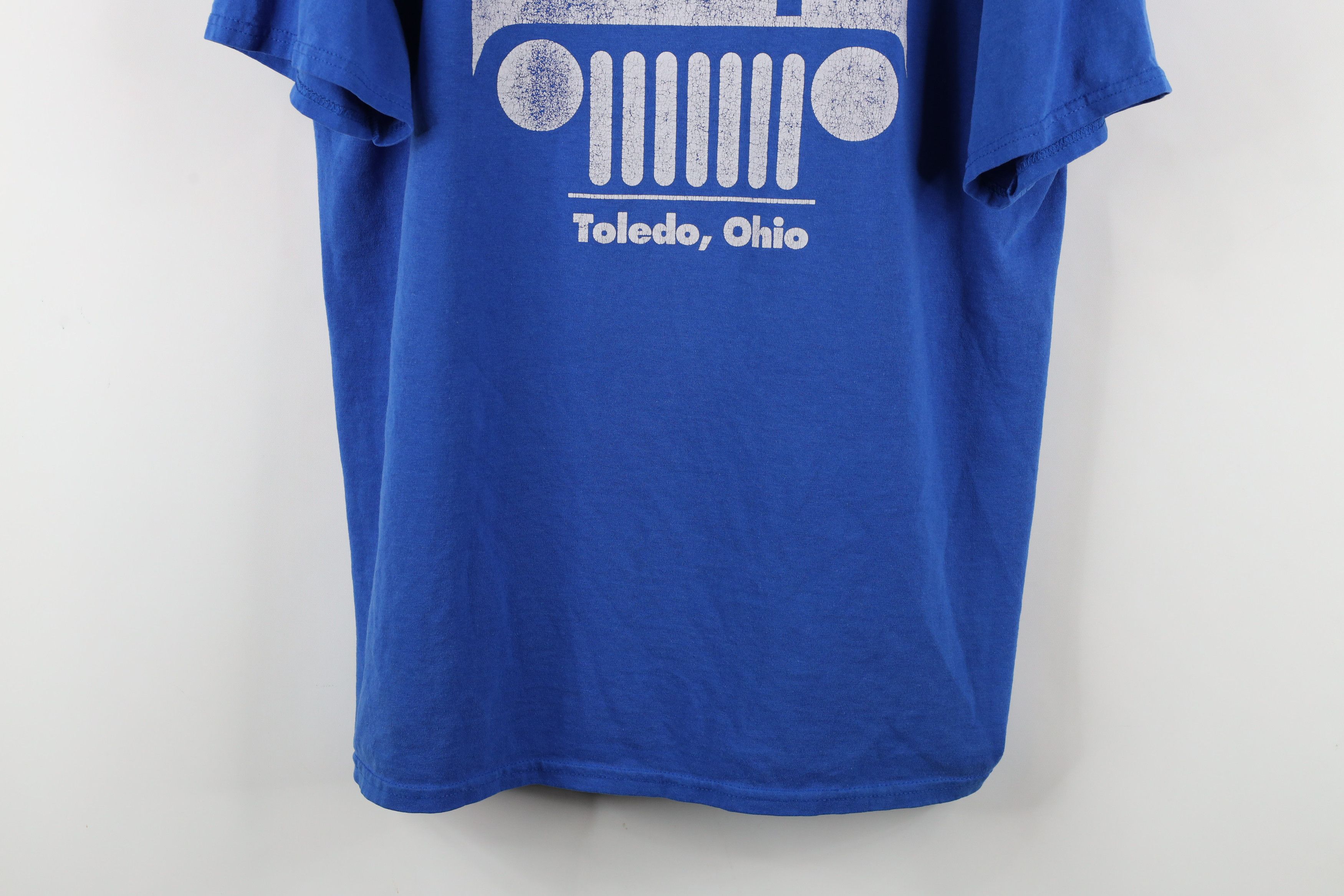 Vintage Vintage 90s Spell Out Jeep Motor Co Toledo T-Shirt Blue Size US L / EU 52-54 / 3 - 3 Thumbnail