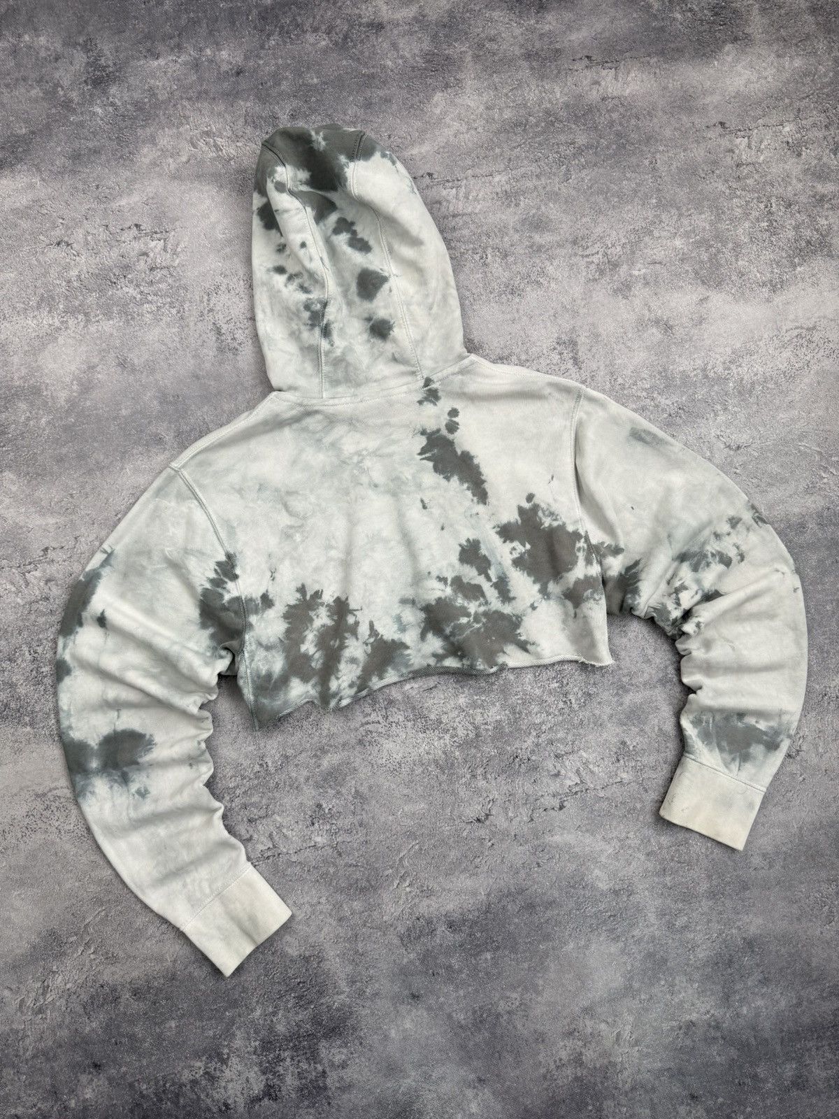 Nike Vintage Nike Y2K Cropped Hoodie Tie Dye Streetwear Size XS / US 0-2 / IT 36-38 - 14 Thumbnail