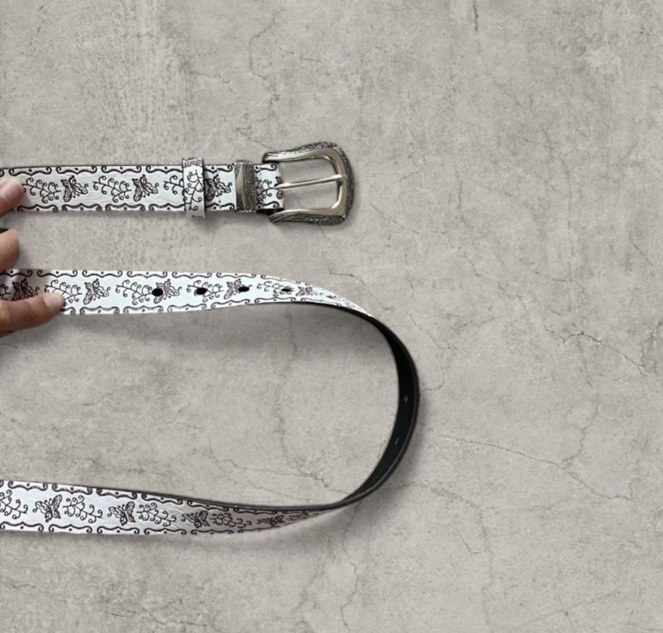 Japanese Brand Vintage style Western belt in white print, silver. One size Size ONE SIZE - 3 Thumbnail