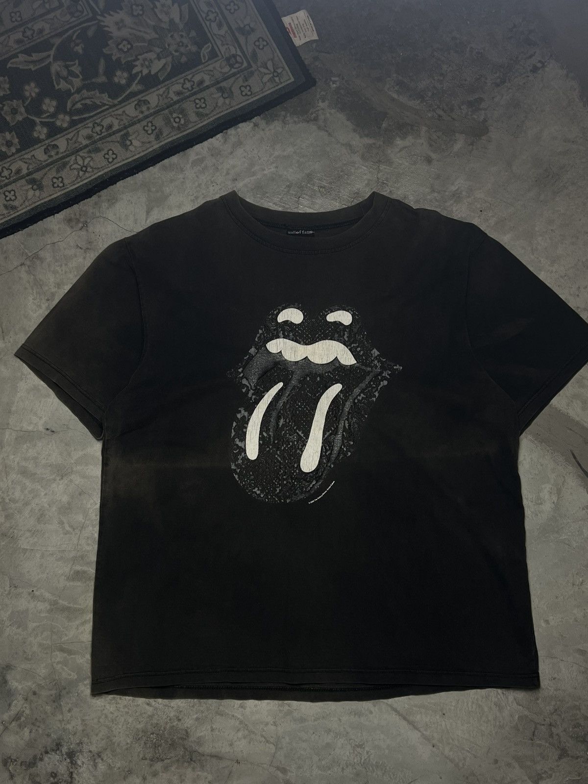 The Rolling Stones Vtg Sun Faded THE ROLLING STONES Withstand Band Tee Size US L / EU 52-54 / 3 - 1 Thumbnail