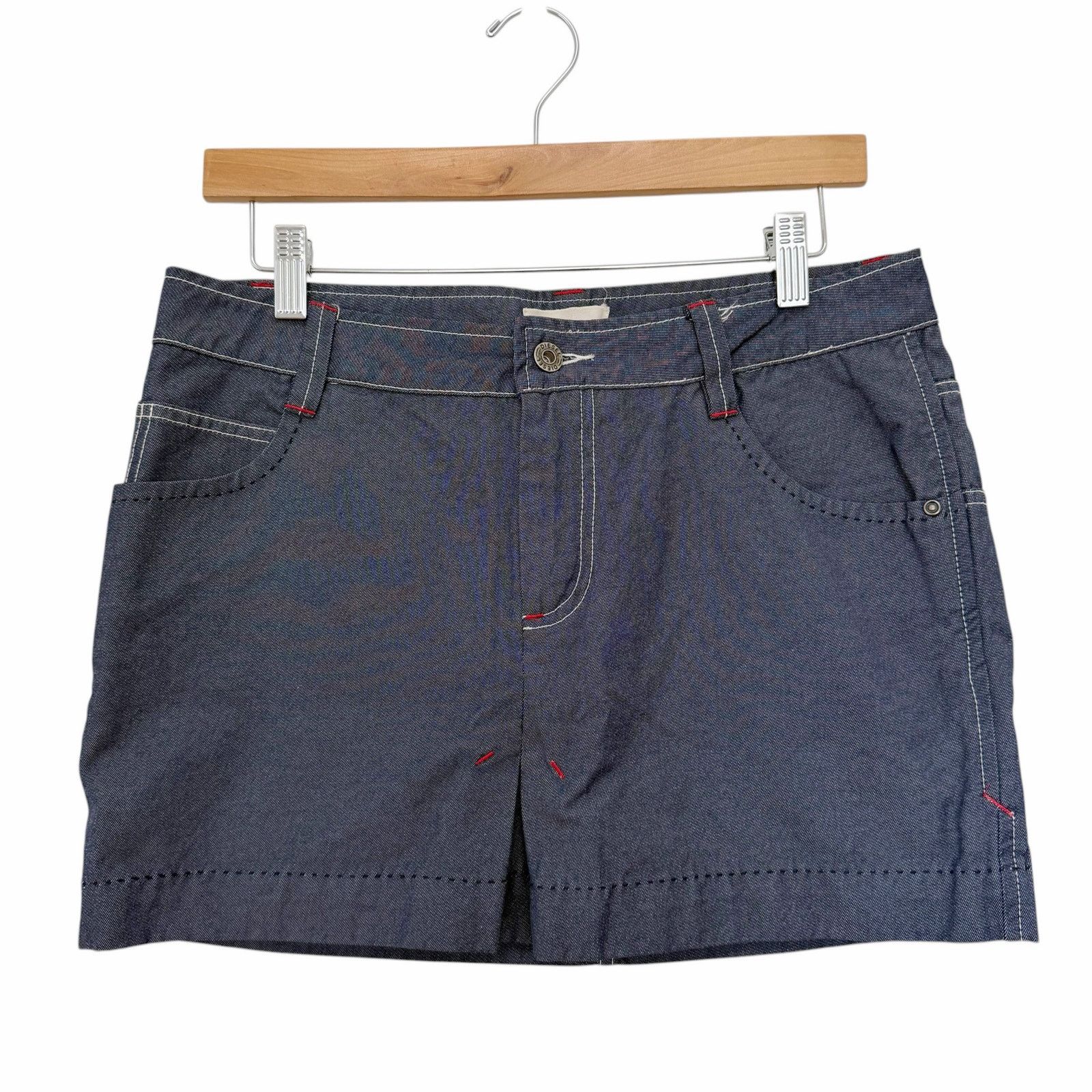 Diesel Diesel Denim Mini Skirt Contrast Stitching Zipper Detail 30 Size 30" / US 8 / IT 44 - 1 Thumbnail