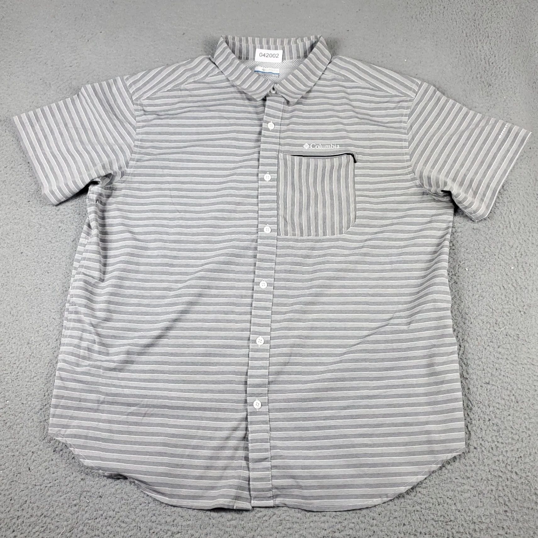 Vintage Columbia Shirt Mens XL Gray Striped Vented Button-Up Short Sleeve Size US XL / EU 56 / 4 - 3 Thumbnail