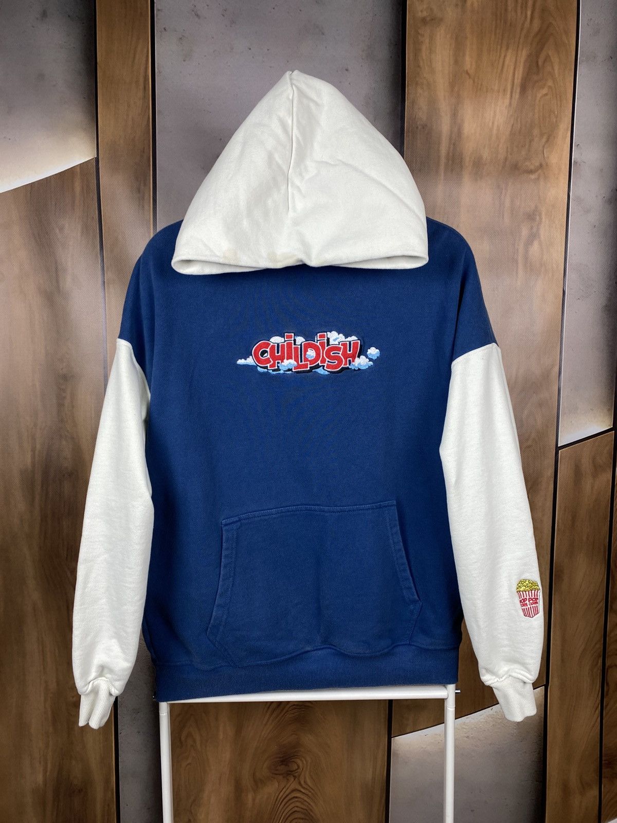 CHILDS 🌁Vintage Hoodie Childish Theme Park Baggy Oversized VTG Tee🌁 Size US S / EU 44-46 / 1 - 2 Thumbnail