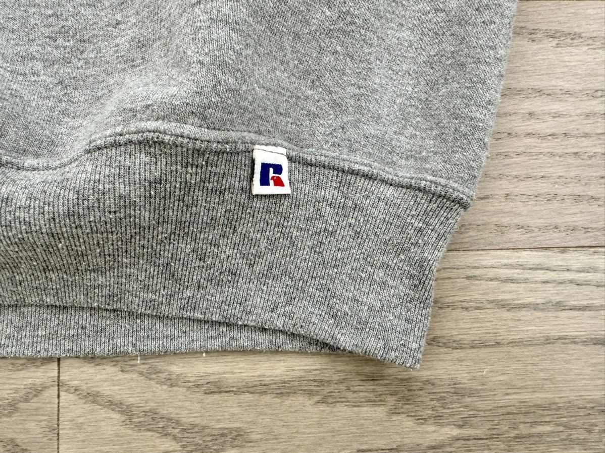 Russell Athletic Russell Athletic Grey Vintage Sweatshirt Medium Crewneck Size US L / EU 52-54 / 3 - 4 Thumbnail