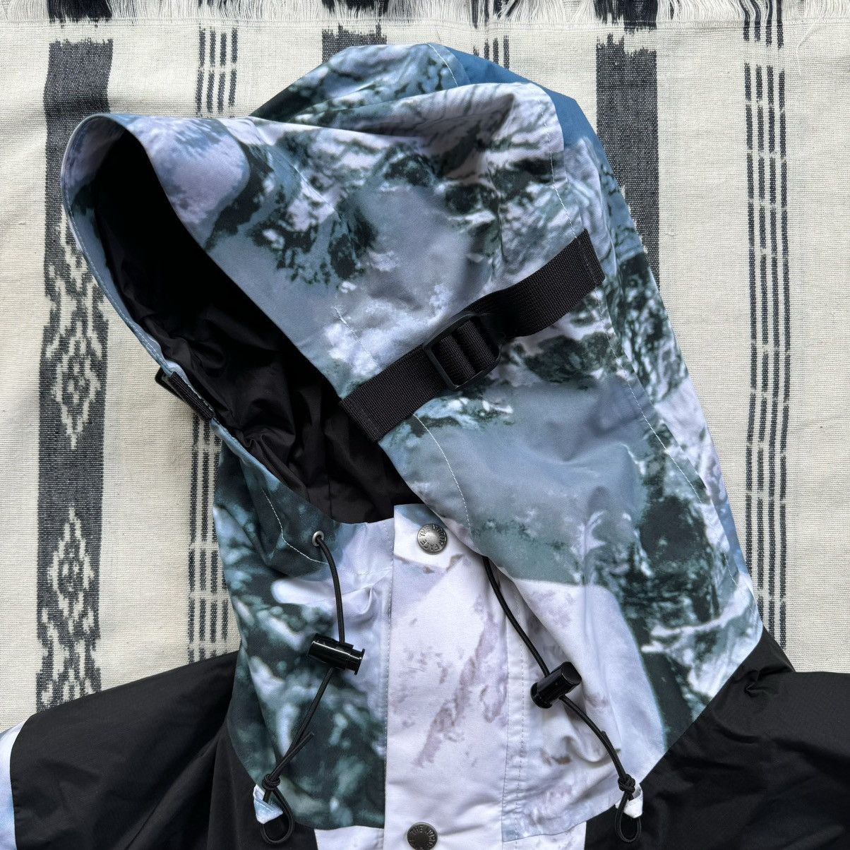 The North Face TNF x Invincible Expedition Mountain Jacket Size US XL / EU 56 / 4 - 10 Thumbnail