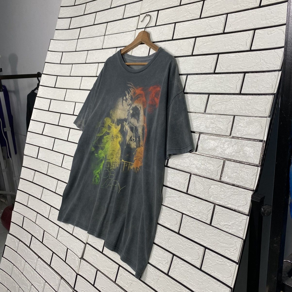 Vintage 📌Vintage Distressed T-Shirt Bob Marley Full Print Size US M / EU 48-50 / 2 - 3 Thumbnail