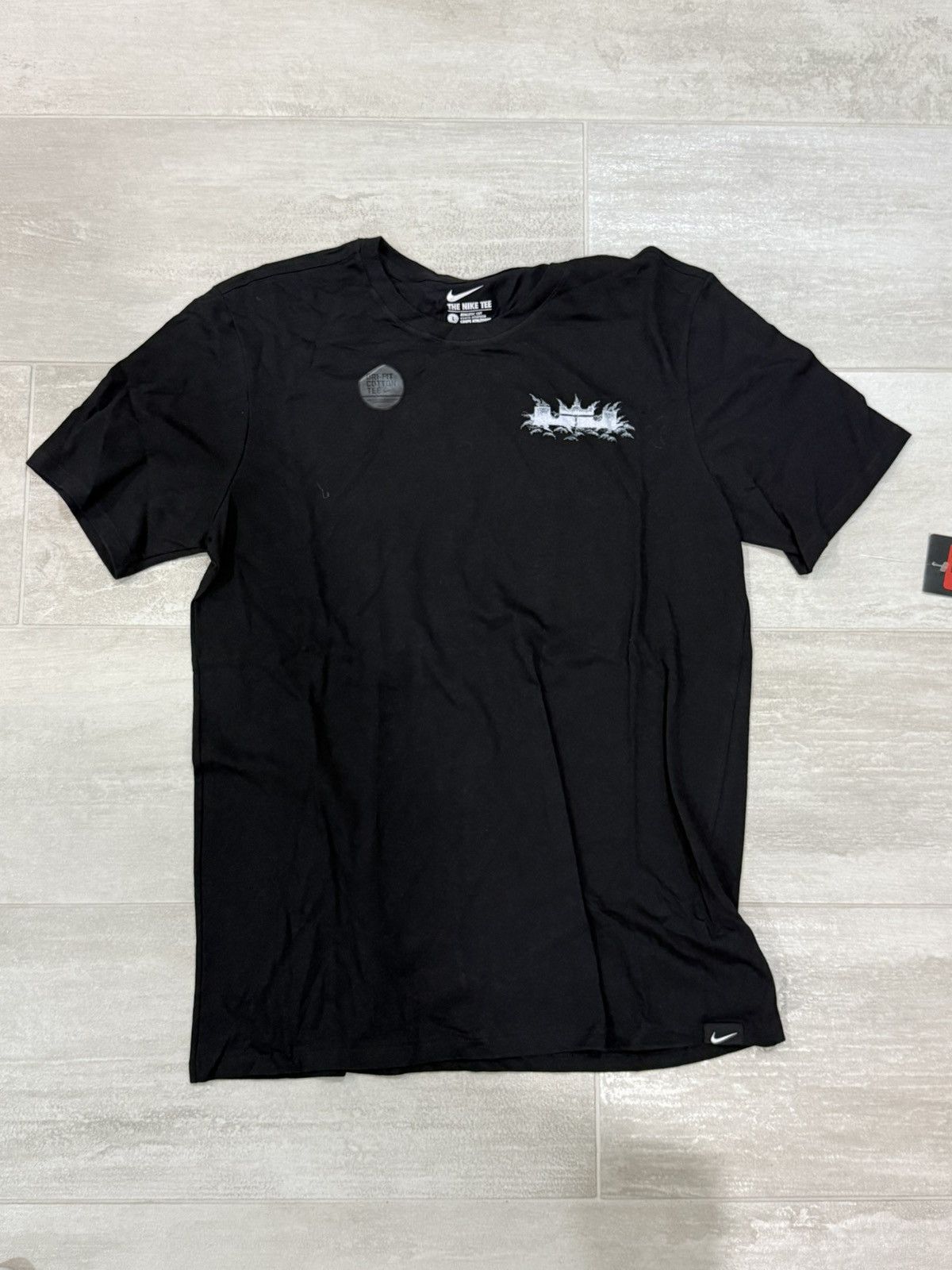 Nike Nike Lebron James T Shirt Rare Brand New Size US L / EU 52-54 / 3 - 1 Thumbnail