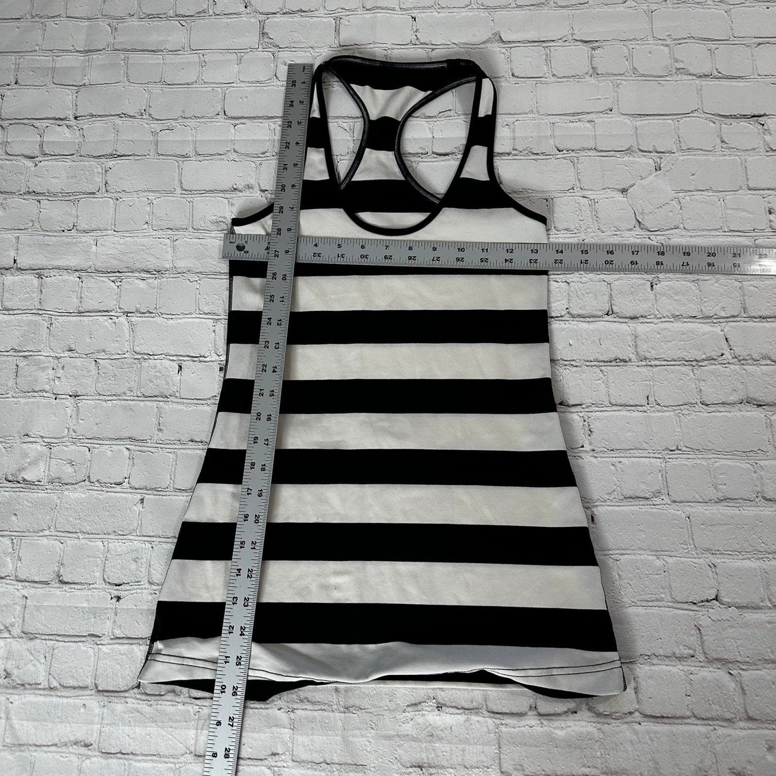 Lululemon lululemon tank top size 6 Size S / US 4 / IT 40 - 3 Thumbnail
