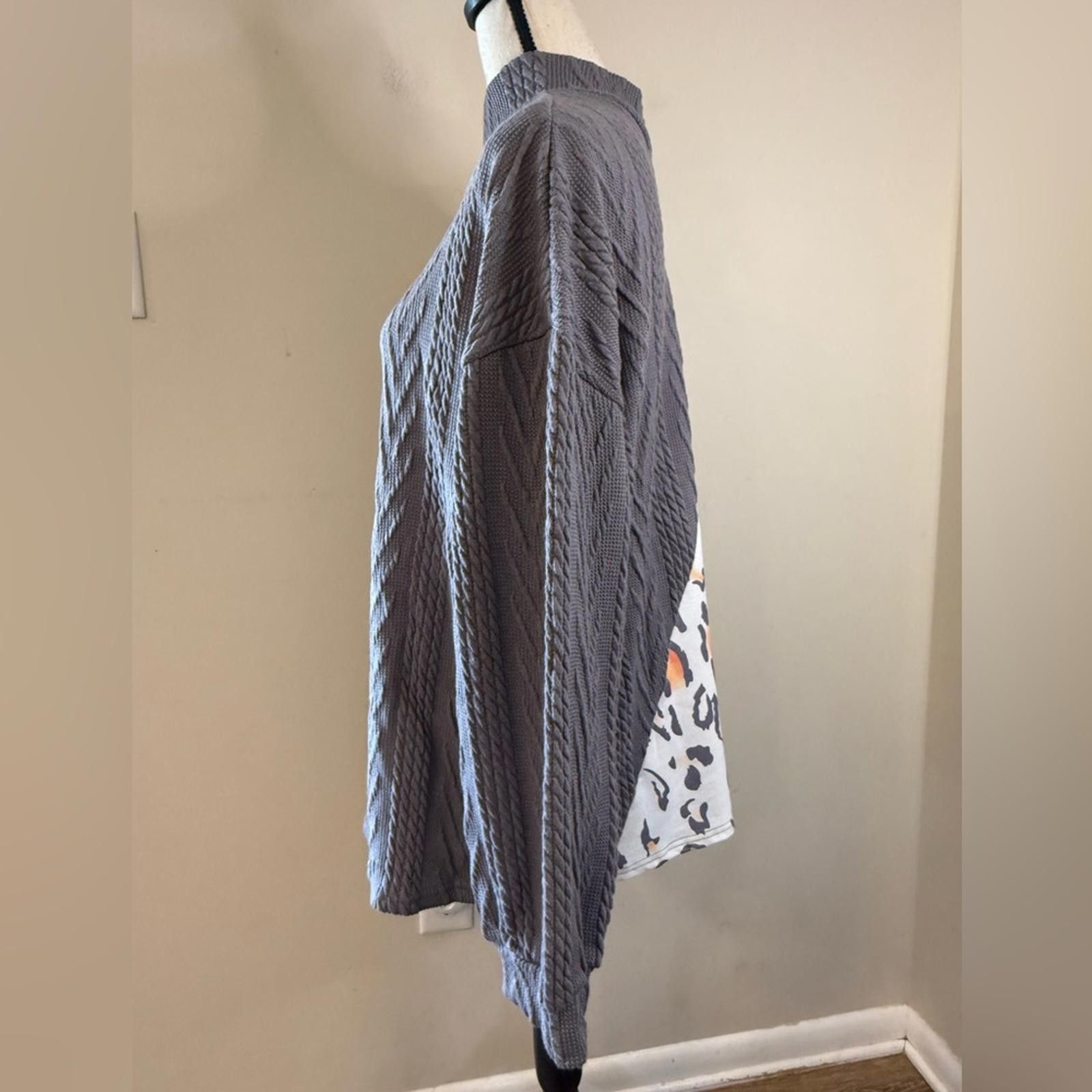 Other Cold Shoulder color block sweater gray & pink leopard SZ XL Size XL / US 12-14 / IT 48-50 - 4 Thumbnail