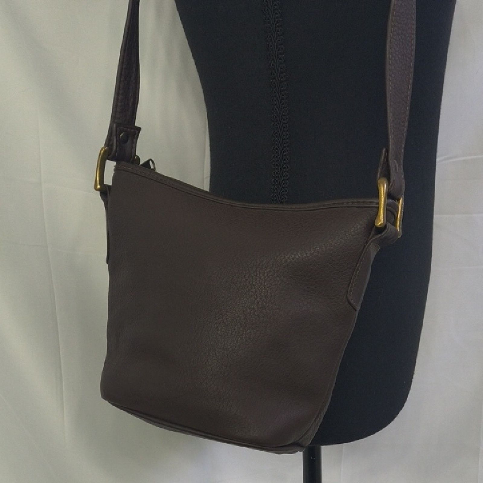 Timberland Vintage Timberland Leather Crossbody Bag Made In The USA Size ONE SIZE - 13 Thumbnail