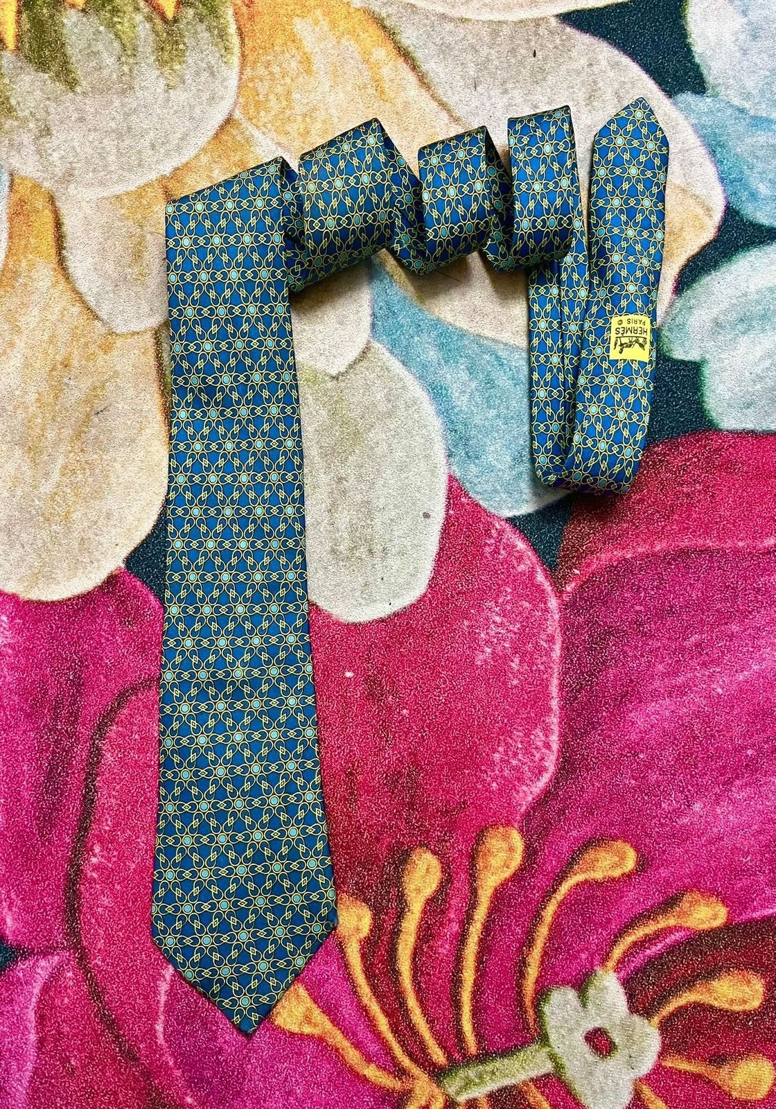 Hermes Hermes Vintage Tie Size ONE SIZE - 1 Thumbnail