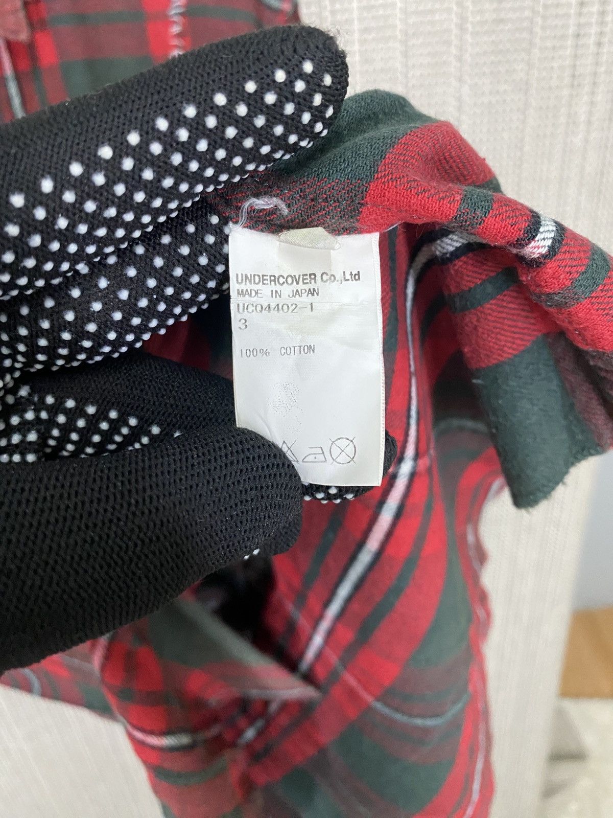 Japanese Brand × Jun Takahashi × Undercover Vintage UNDERCOVER JUN TAKAHASHI tartan shirt button ups Size US M / EU 48-50 / 2 - 8 Thumbnail