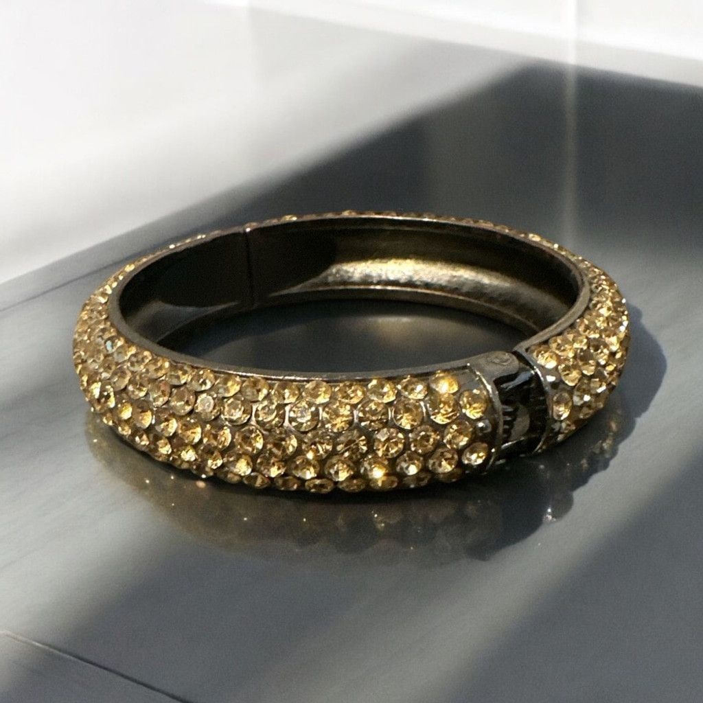 Vintage Vintage Gold & Black Rhinestone Bangle Bracelet Jewelry Size ONE SIZE - 4 Thumbnail