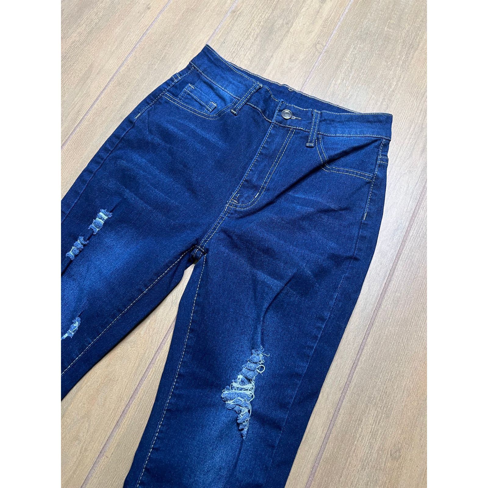 Vintage Vintage Look blue high-rise distressed flare Jeans Sz 25x30 Size 25" / US 0 / IT 36 - 3 Thumbnail