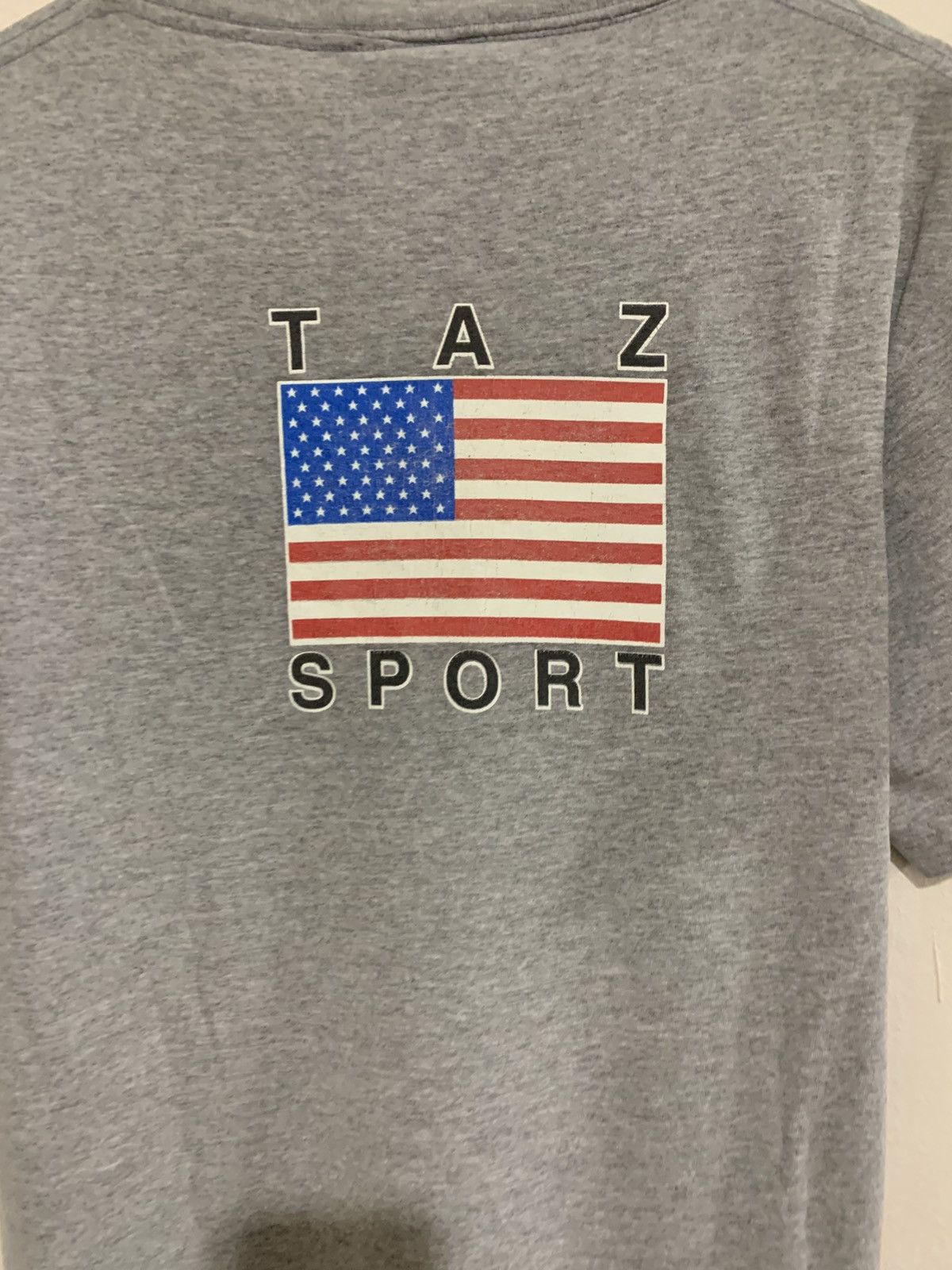 Changes × Vintage × Warner Bros Rare Vintage 90’s Tazmania Sport Tee Shirt Size US M / EU 48-50 / 2 - 5 Thumbnail